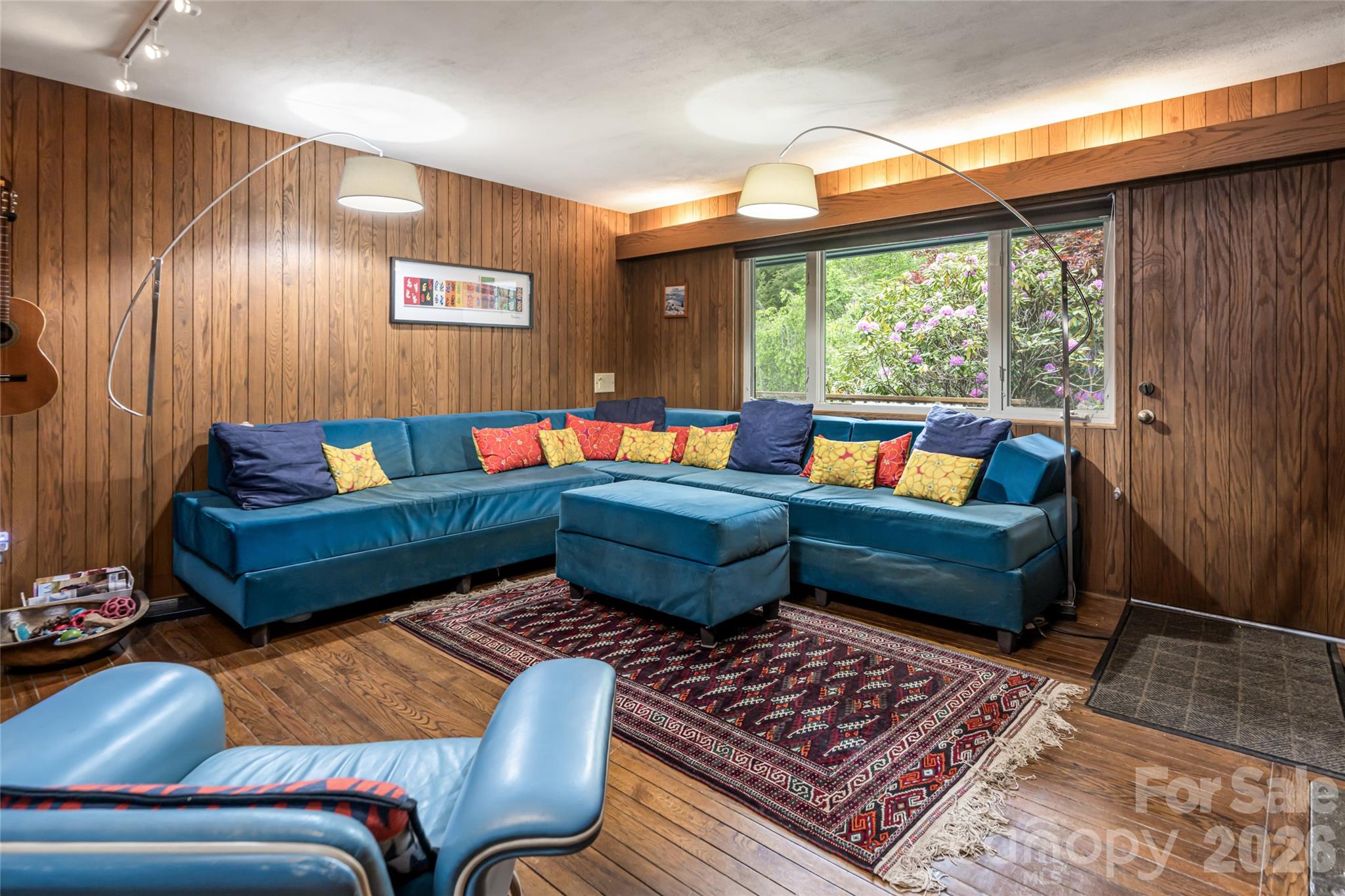 18 Forest Road — Asheville