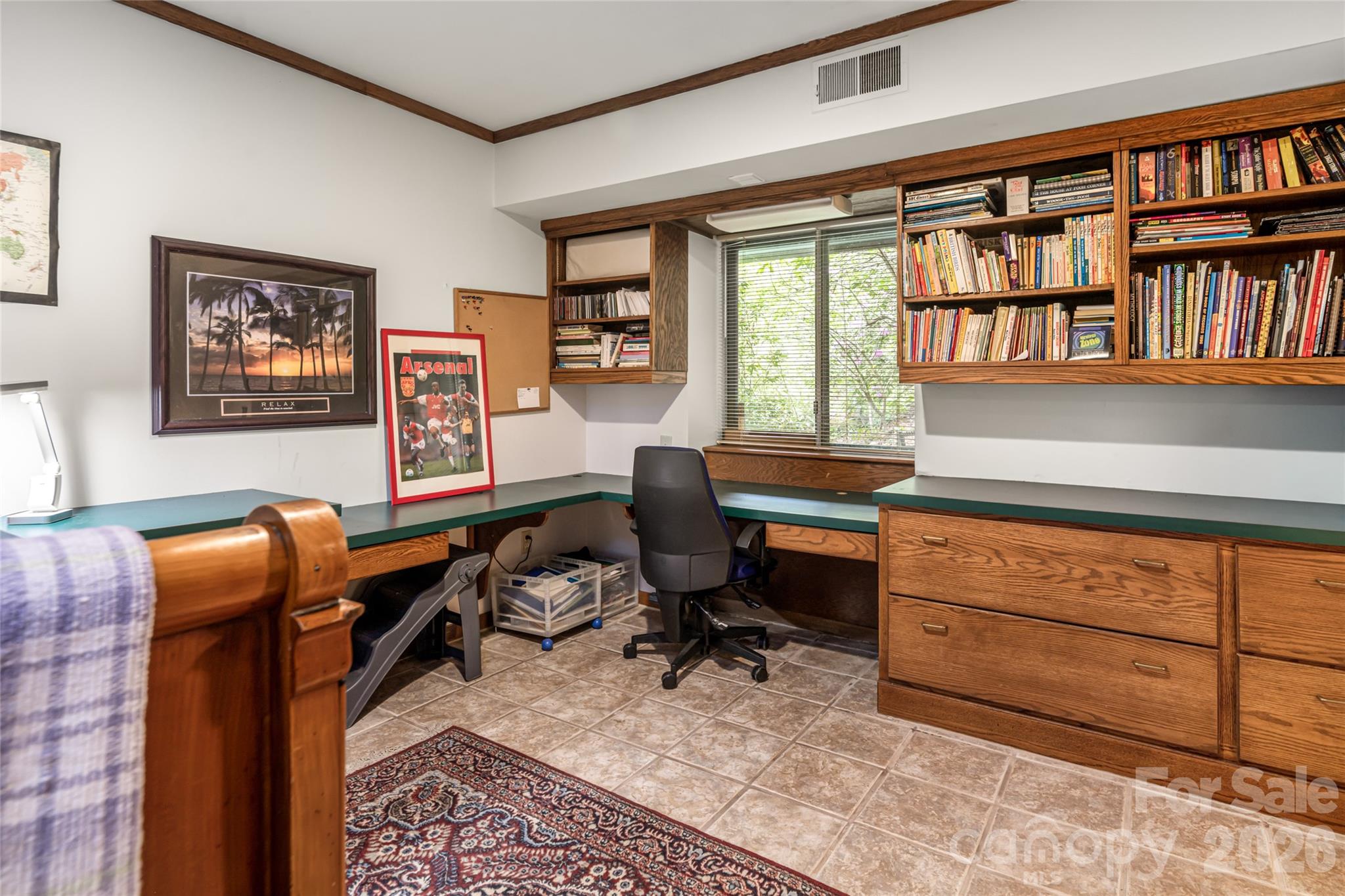 18 Forest Road — Asheville