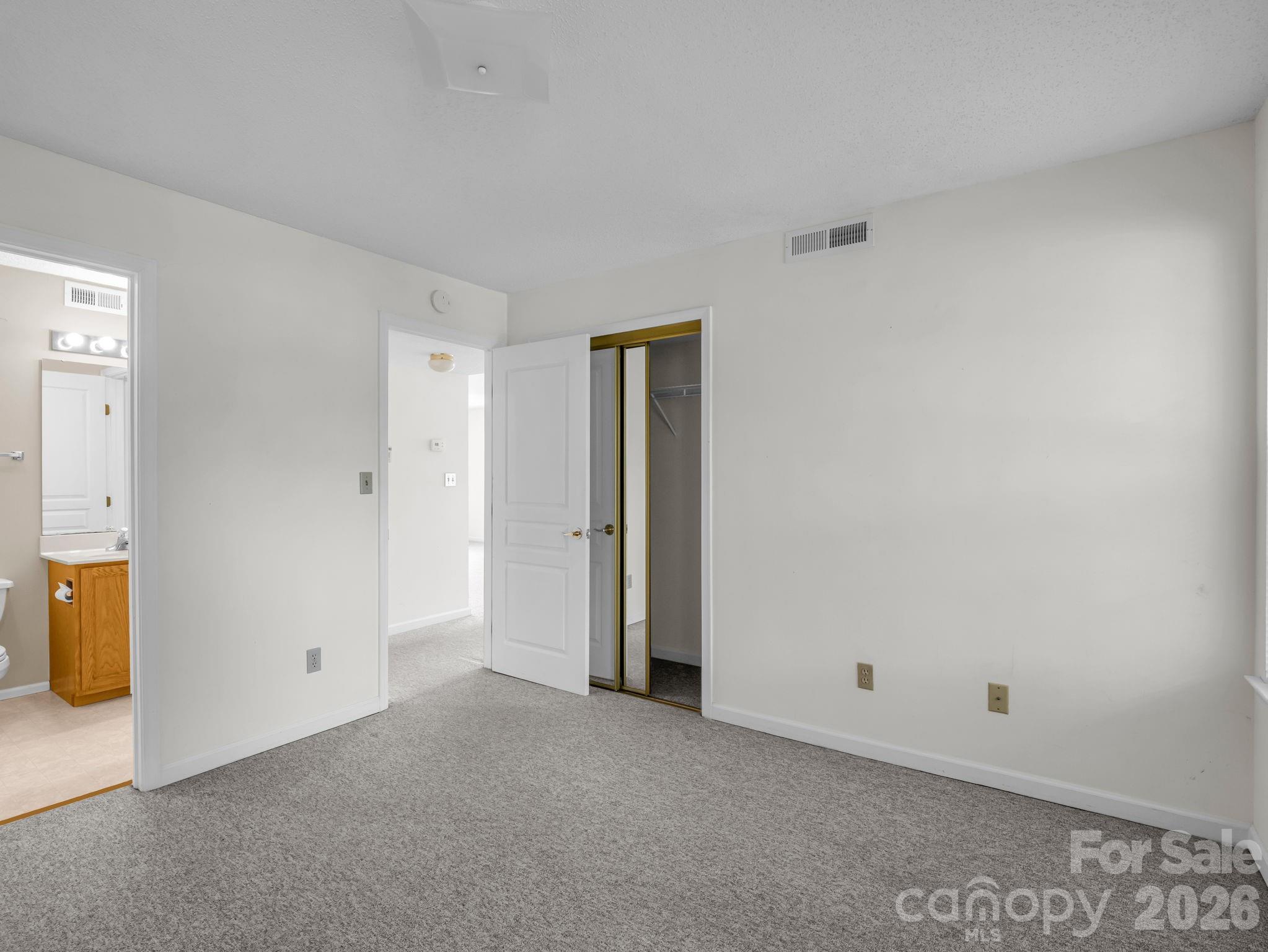 3005 Sagamore Lane — Asheville