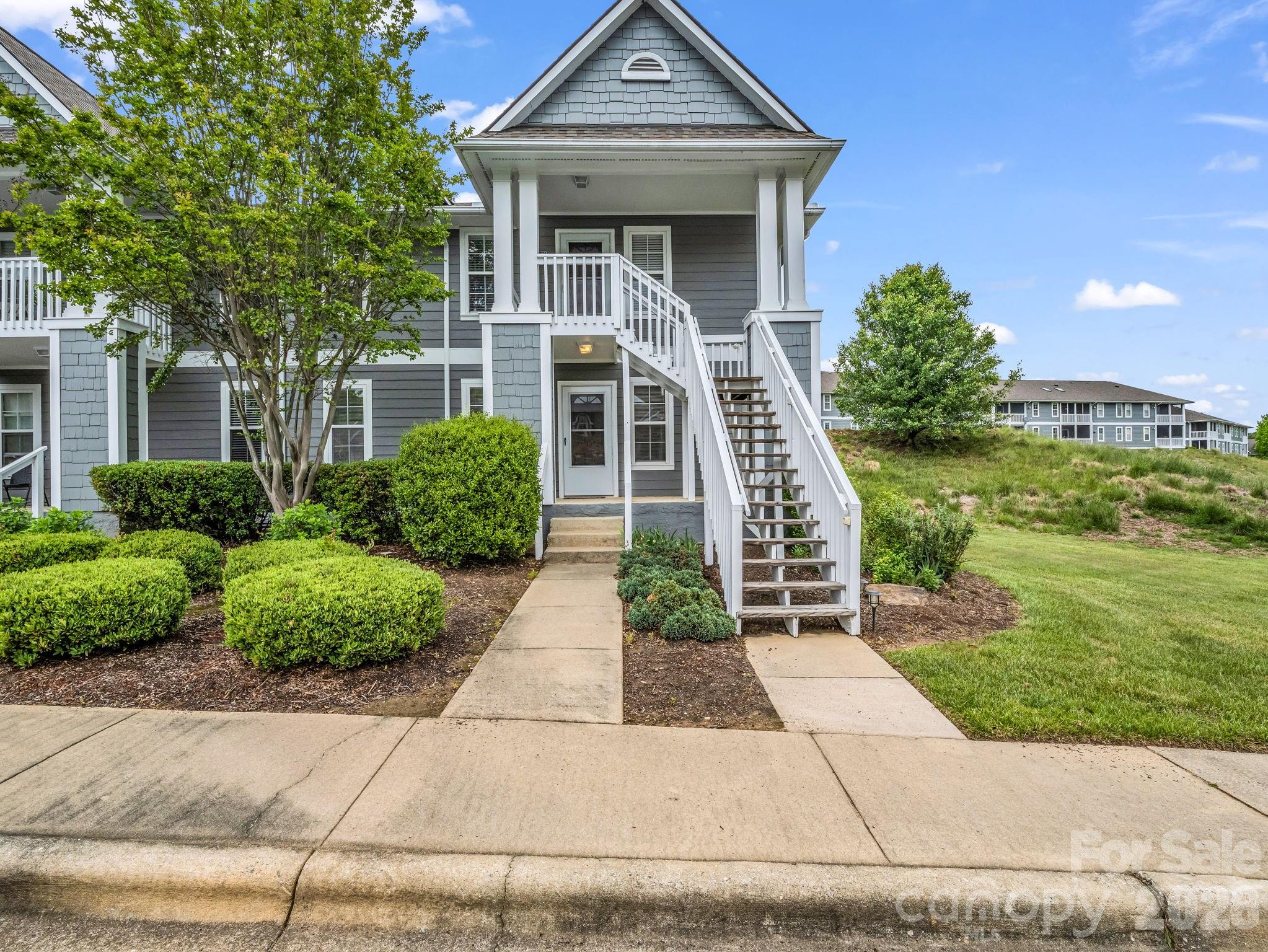 3005 Sagamore Lane — Asheville