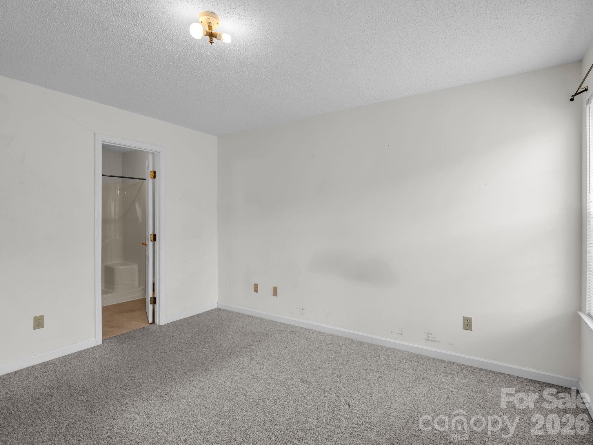 3005 Sagamore Lane — Asheville