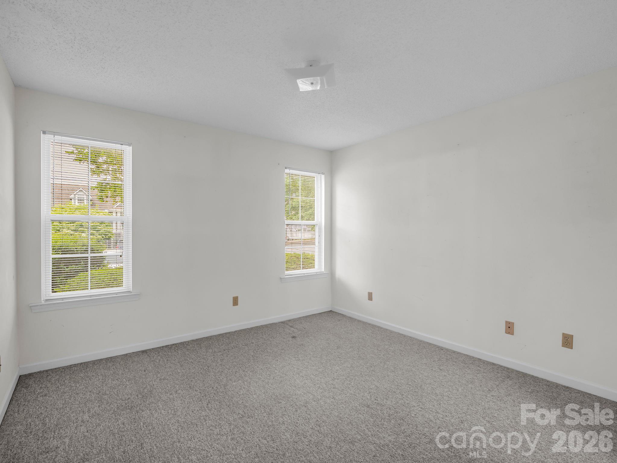 3005 Sagamore Lane — Asheville