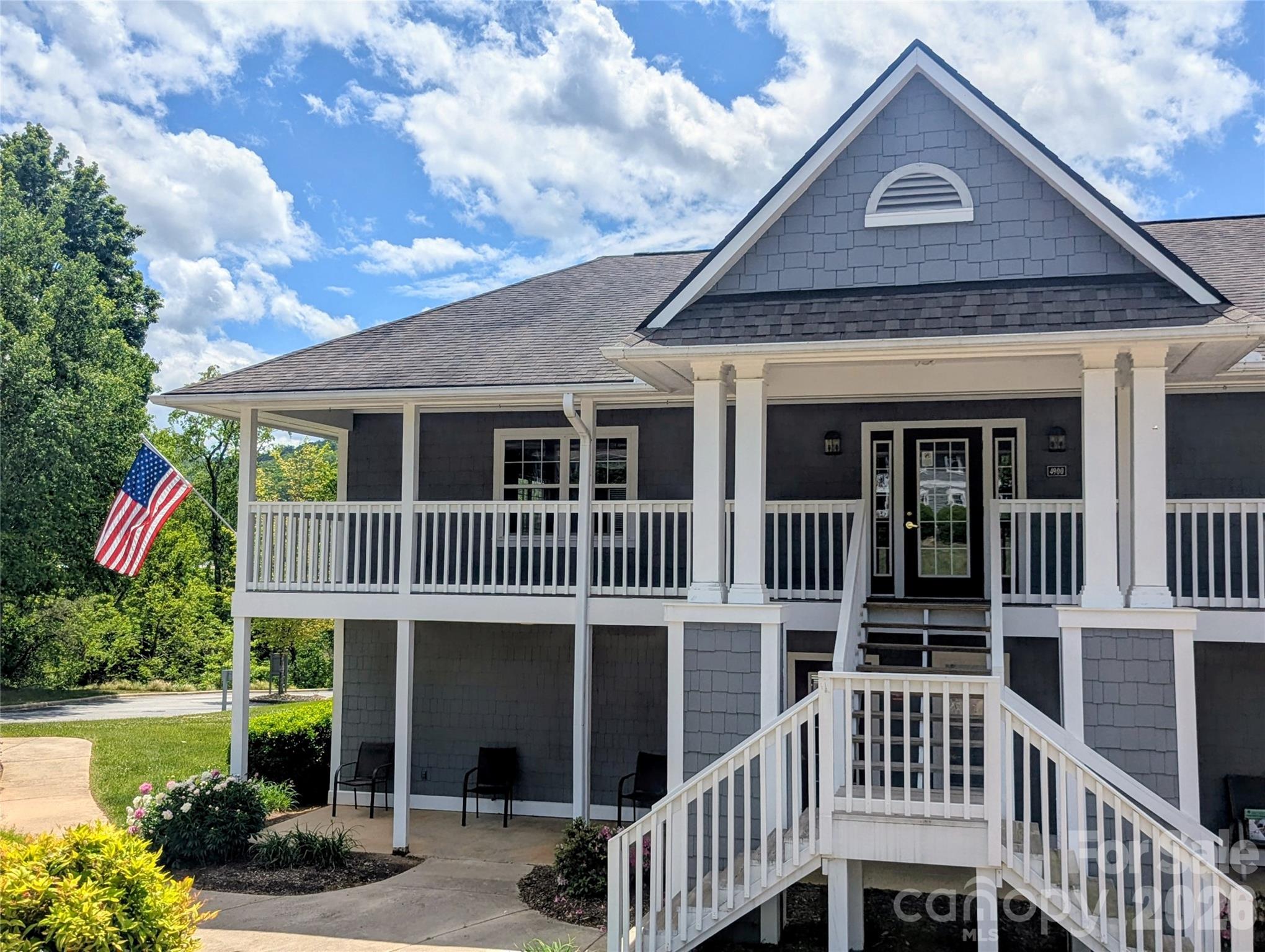3005 Sagamore Lane — Asheville