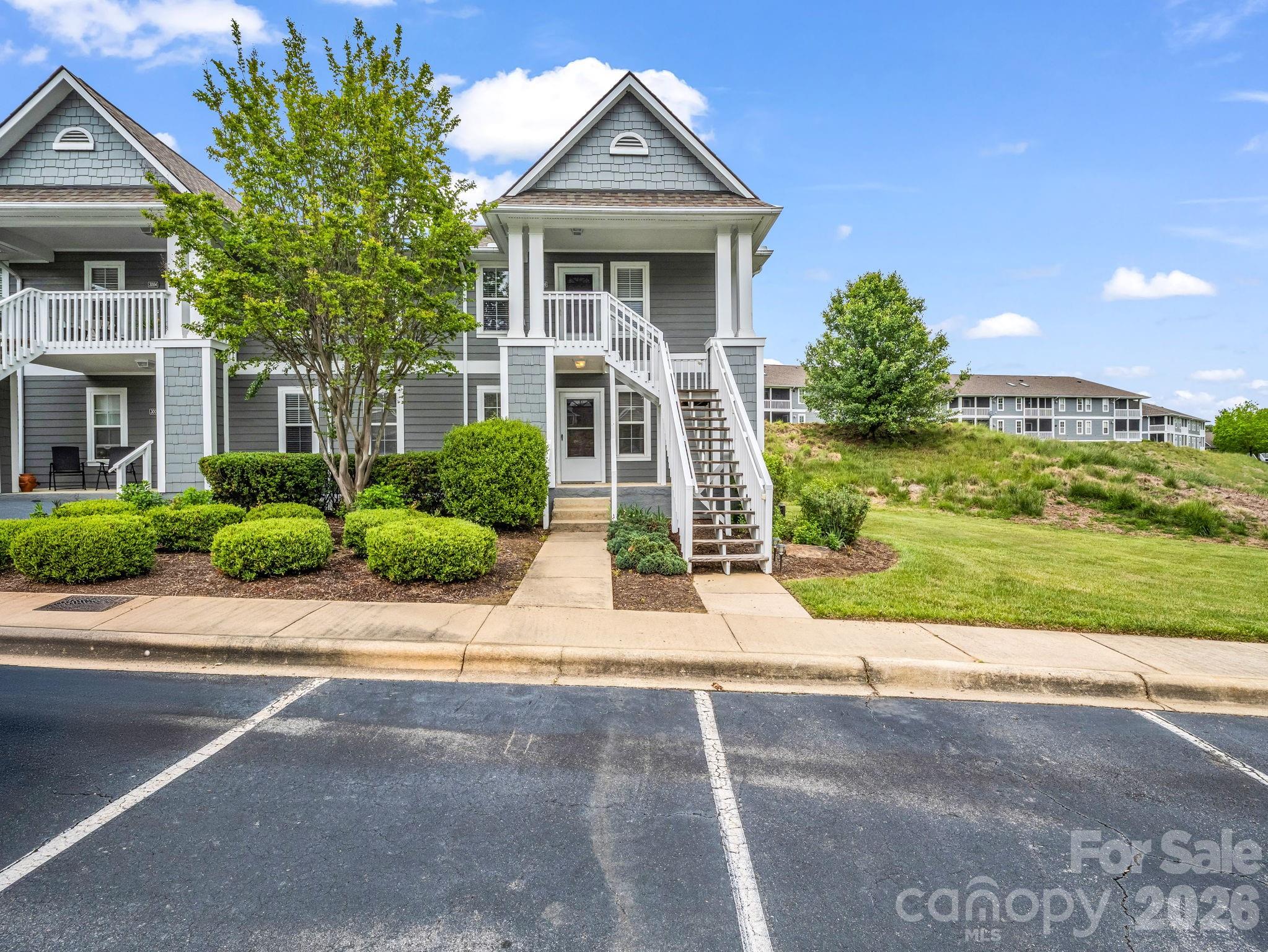 3005 Sagamore Lane — Asheville