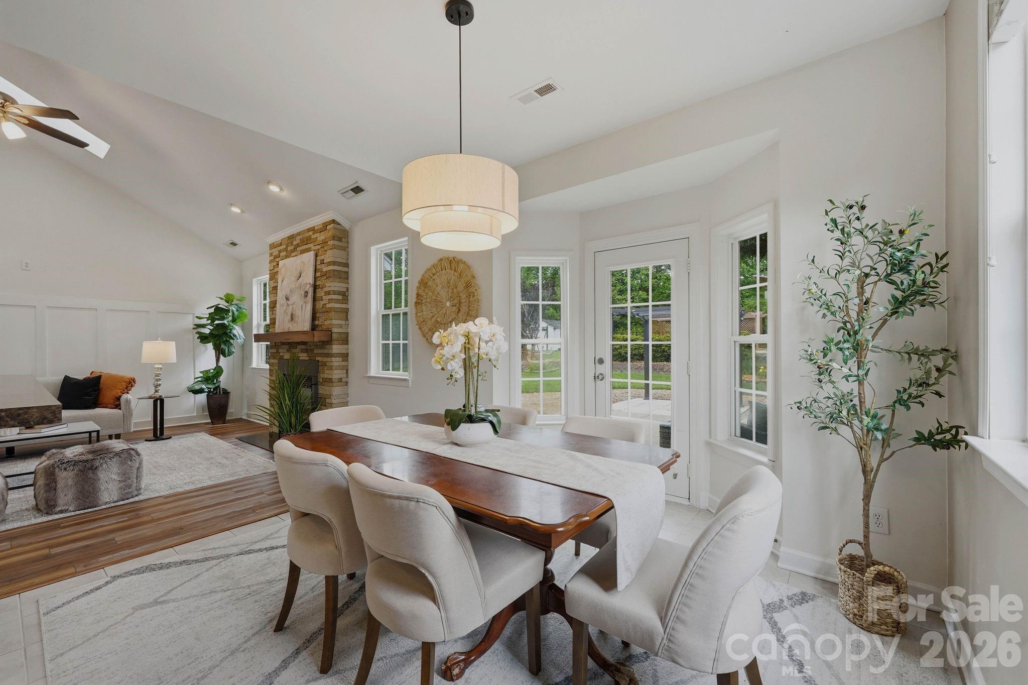2721 Liberty Hall Court — Waxhaw