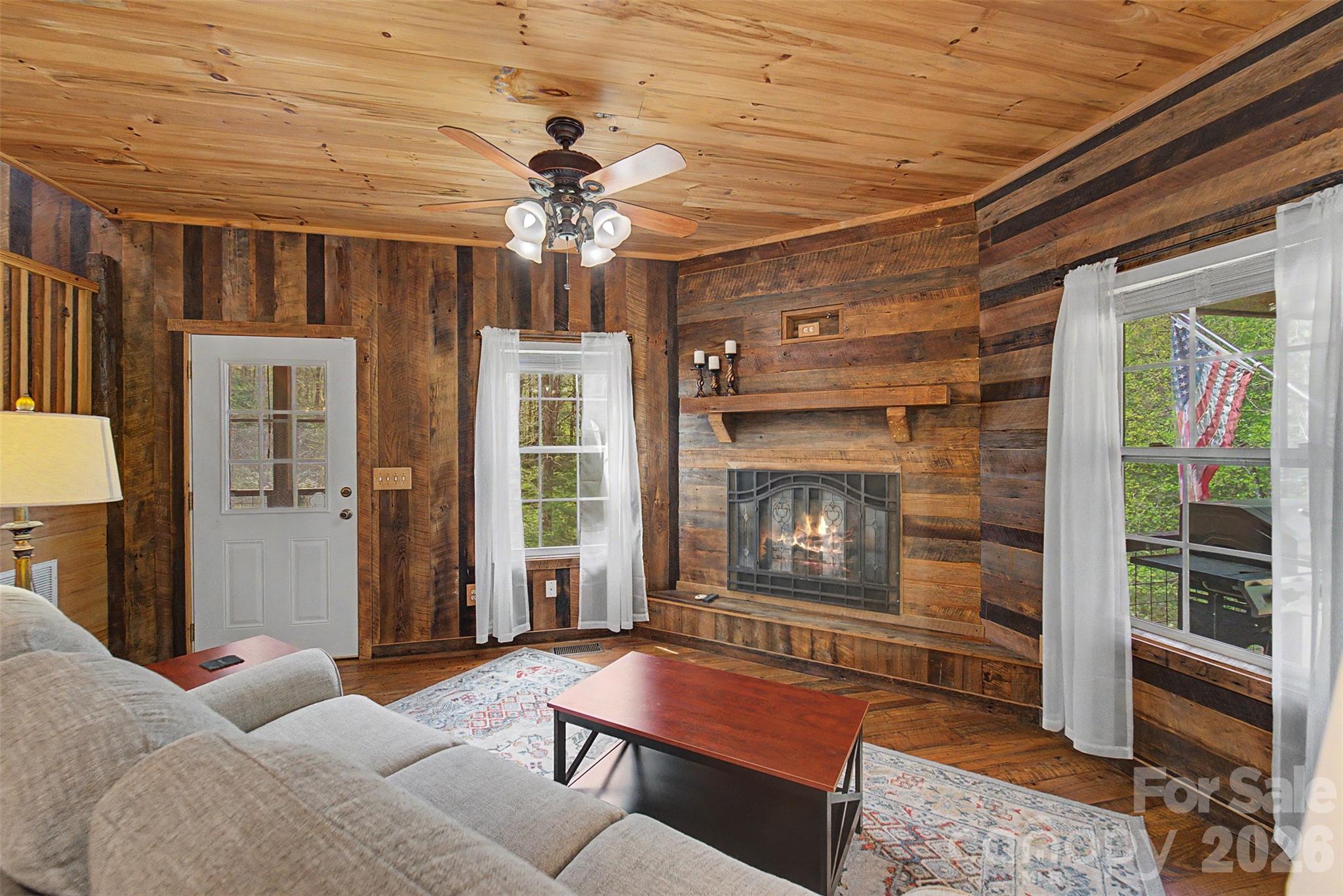 138 Hubbell Lane — Robbinsville