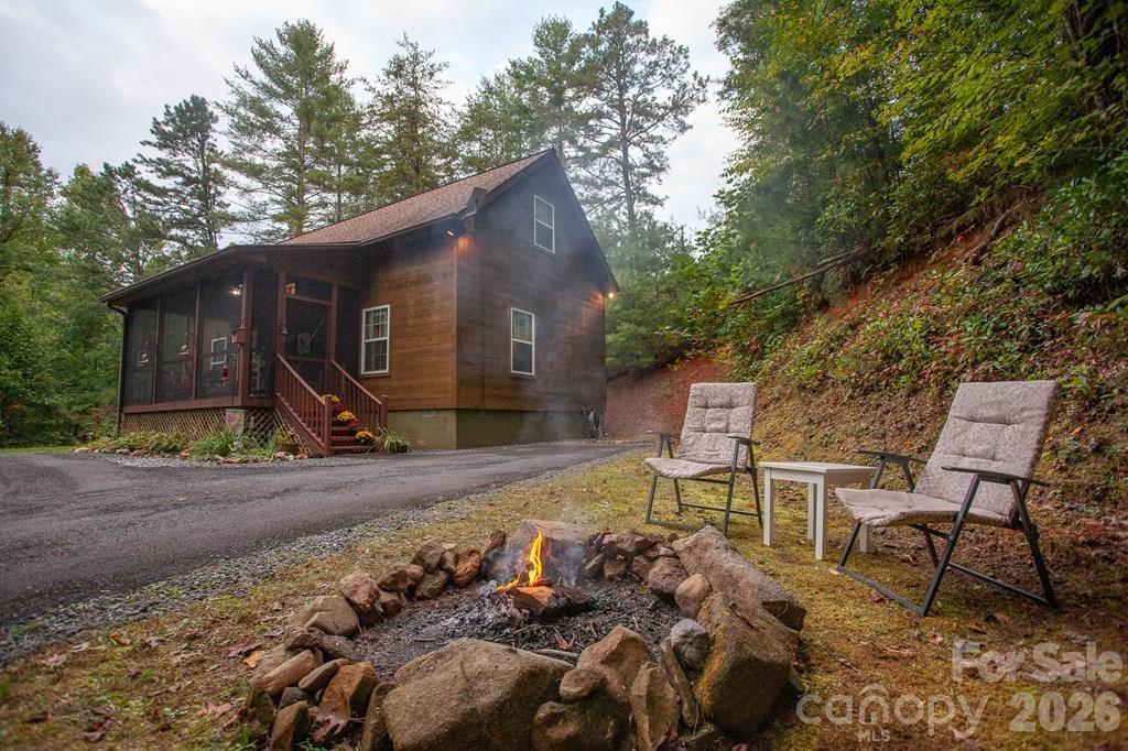 138 Hubbell Lane — Robbinsville
