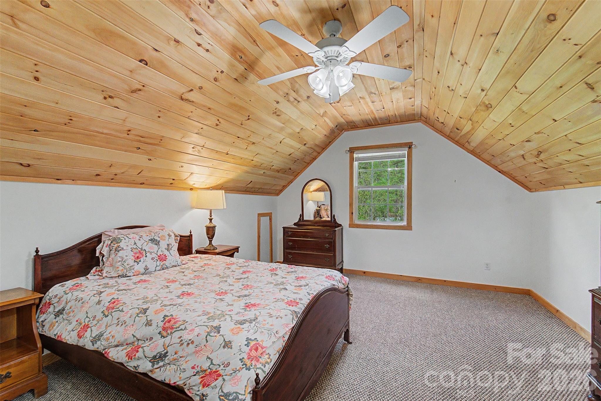 138 Hubbell Lane — Robbinsville