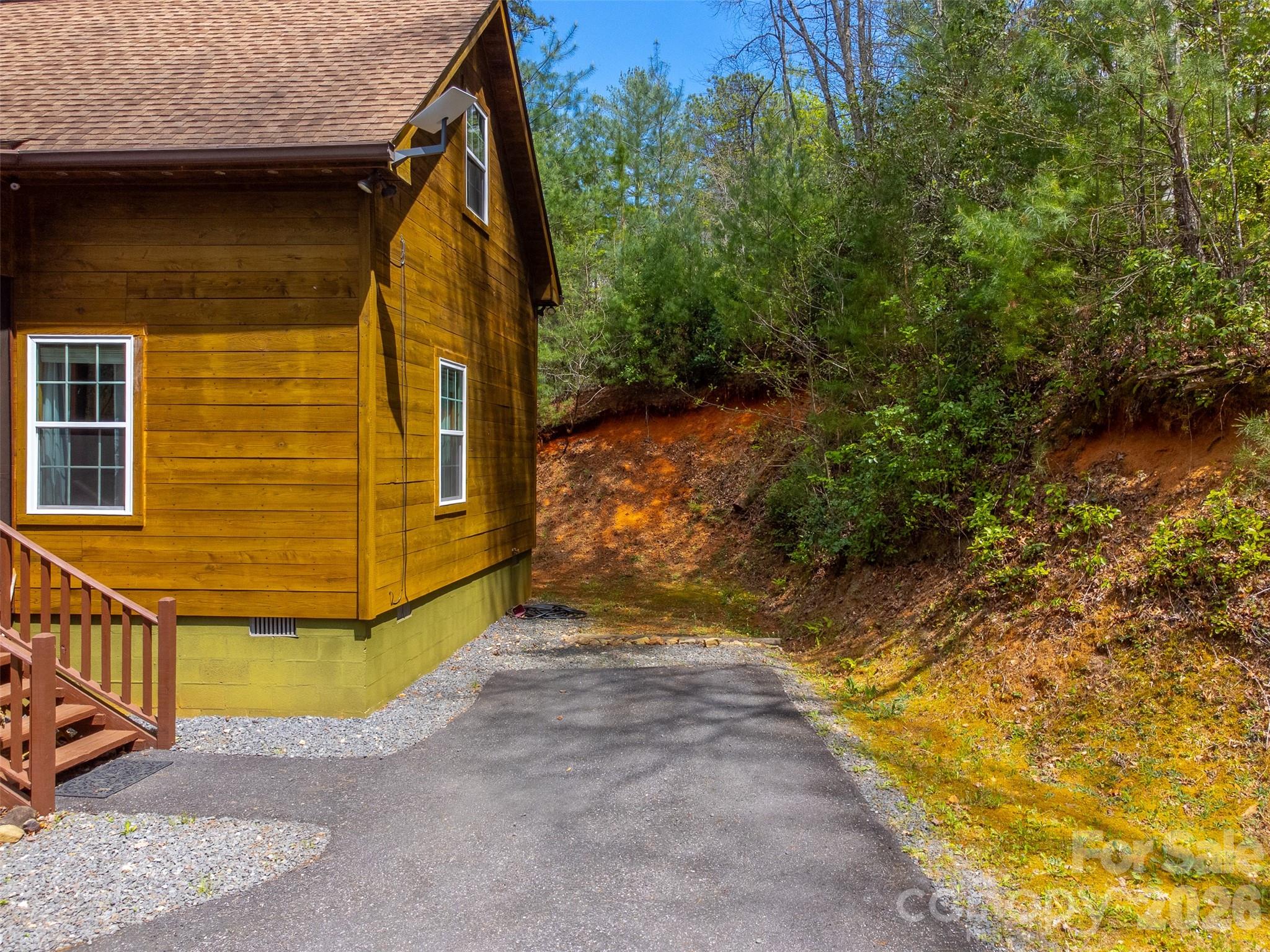 138 Hubbell Lane — Robbinsville