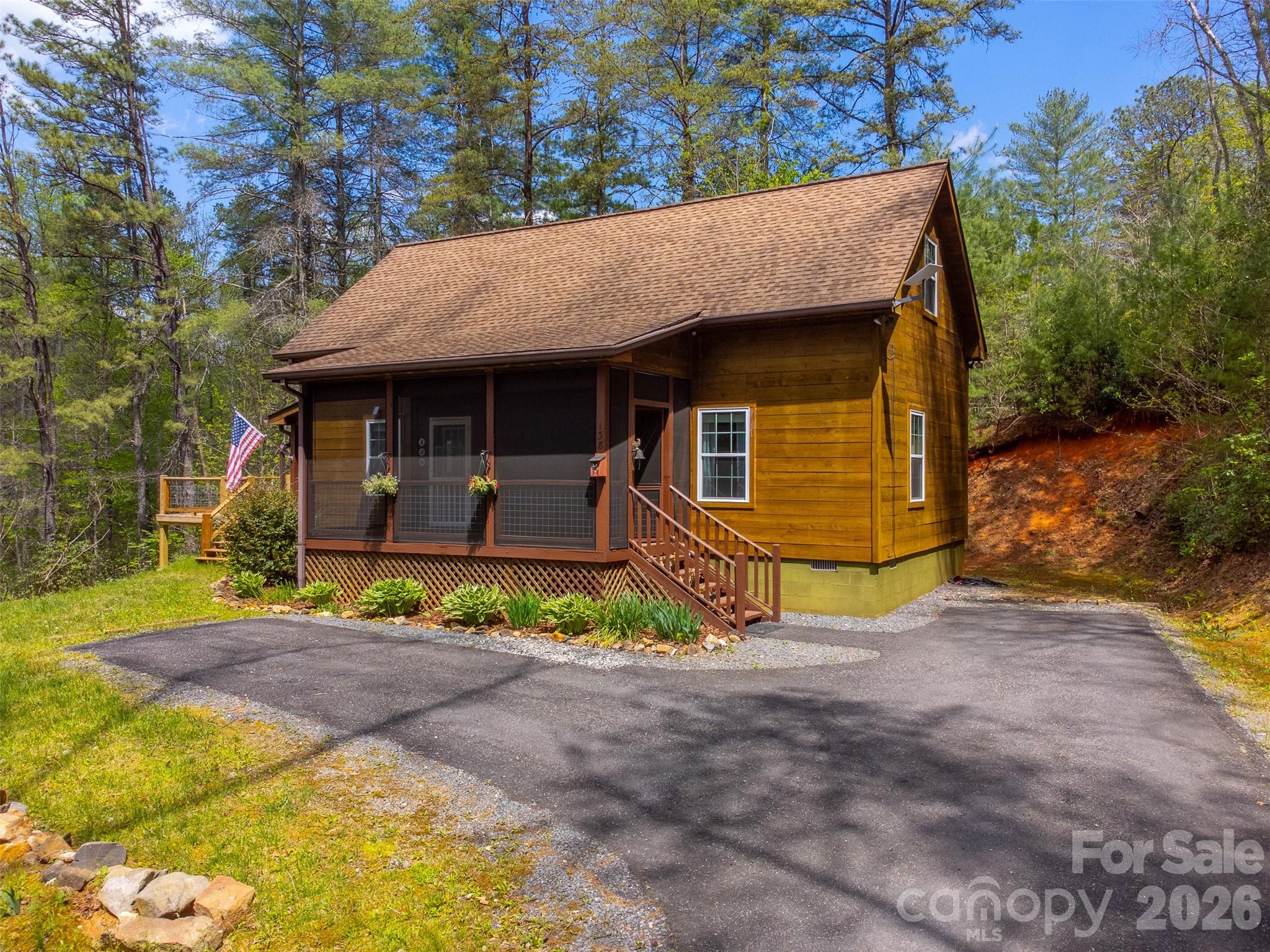138 Hubbell Lane — Robbinsville