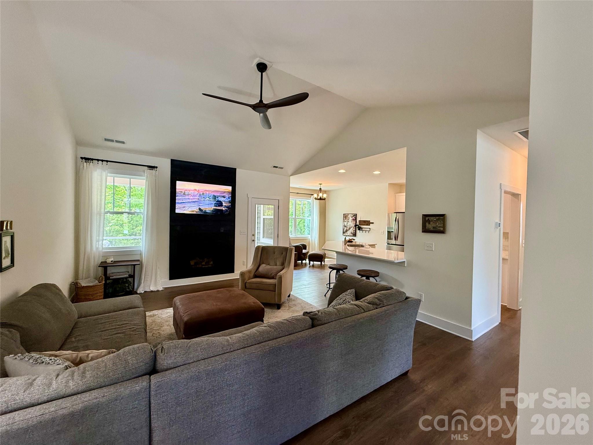 137 Marianne Drive — Hendersonville