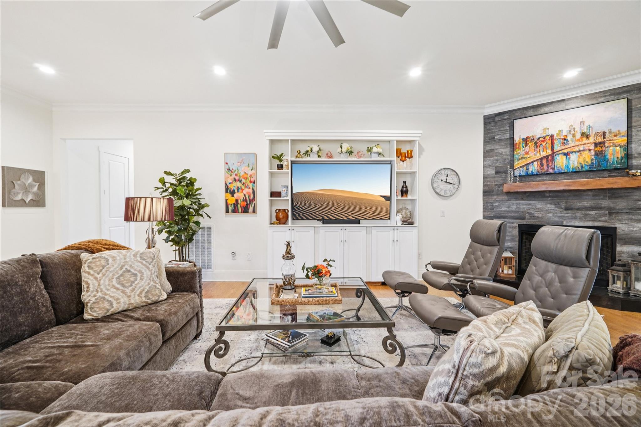 209 Holdsworth Drive — Mount Holly