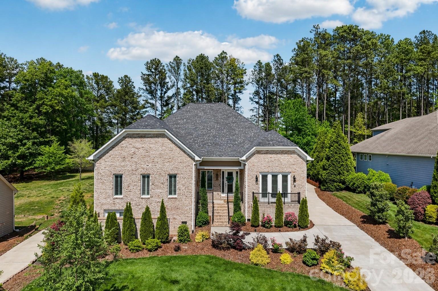 209 Holdsworth Drive — Mount Holly