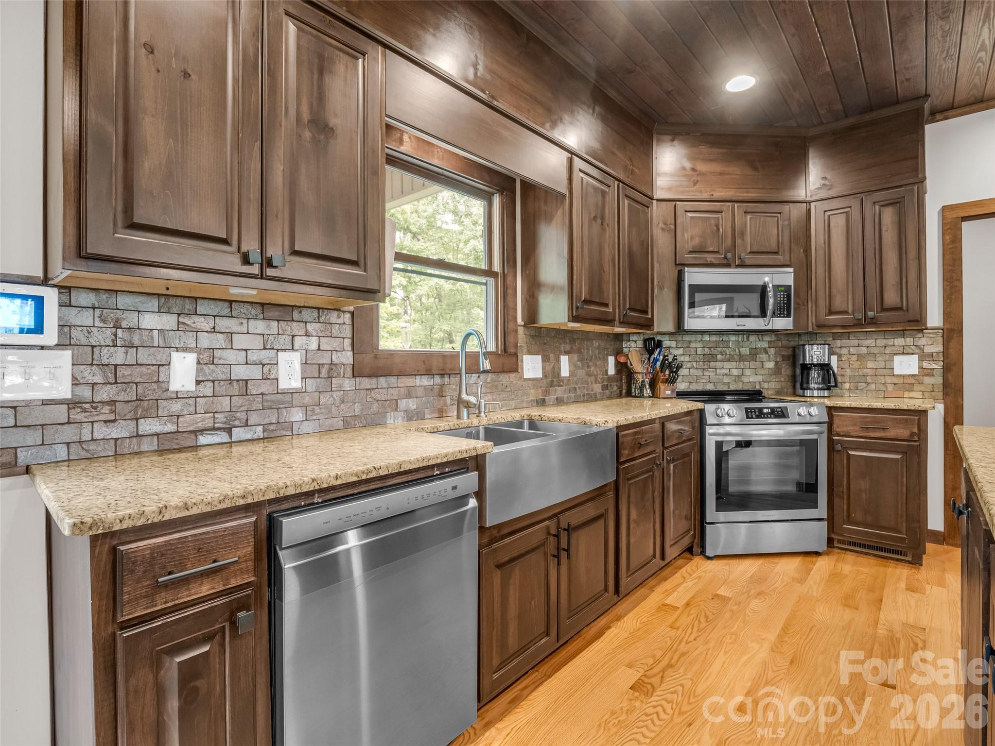 139 Picnic Point Road — Lake Lure