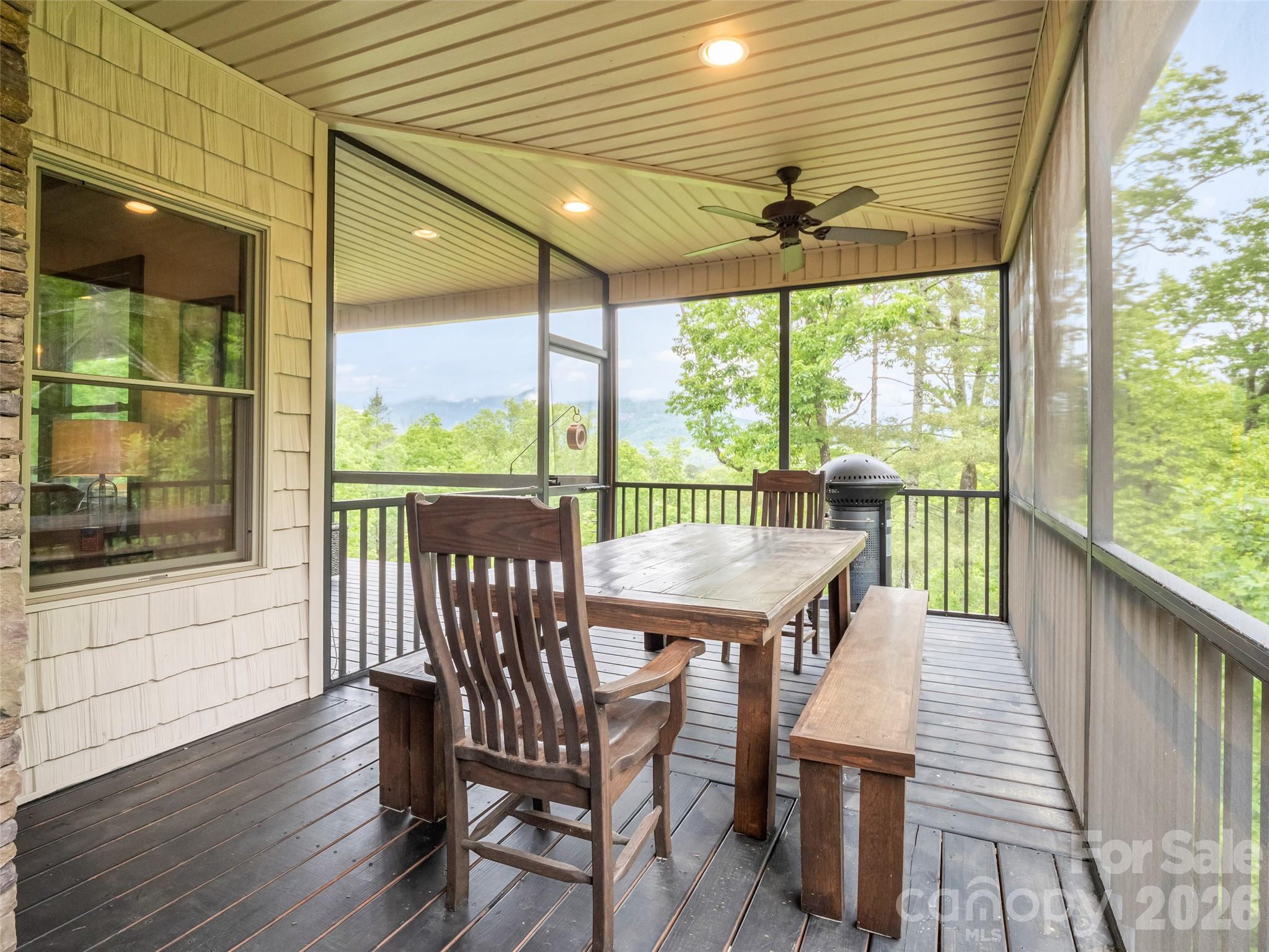 139 Picnic Point Road — Lake Lure