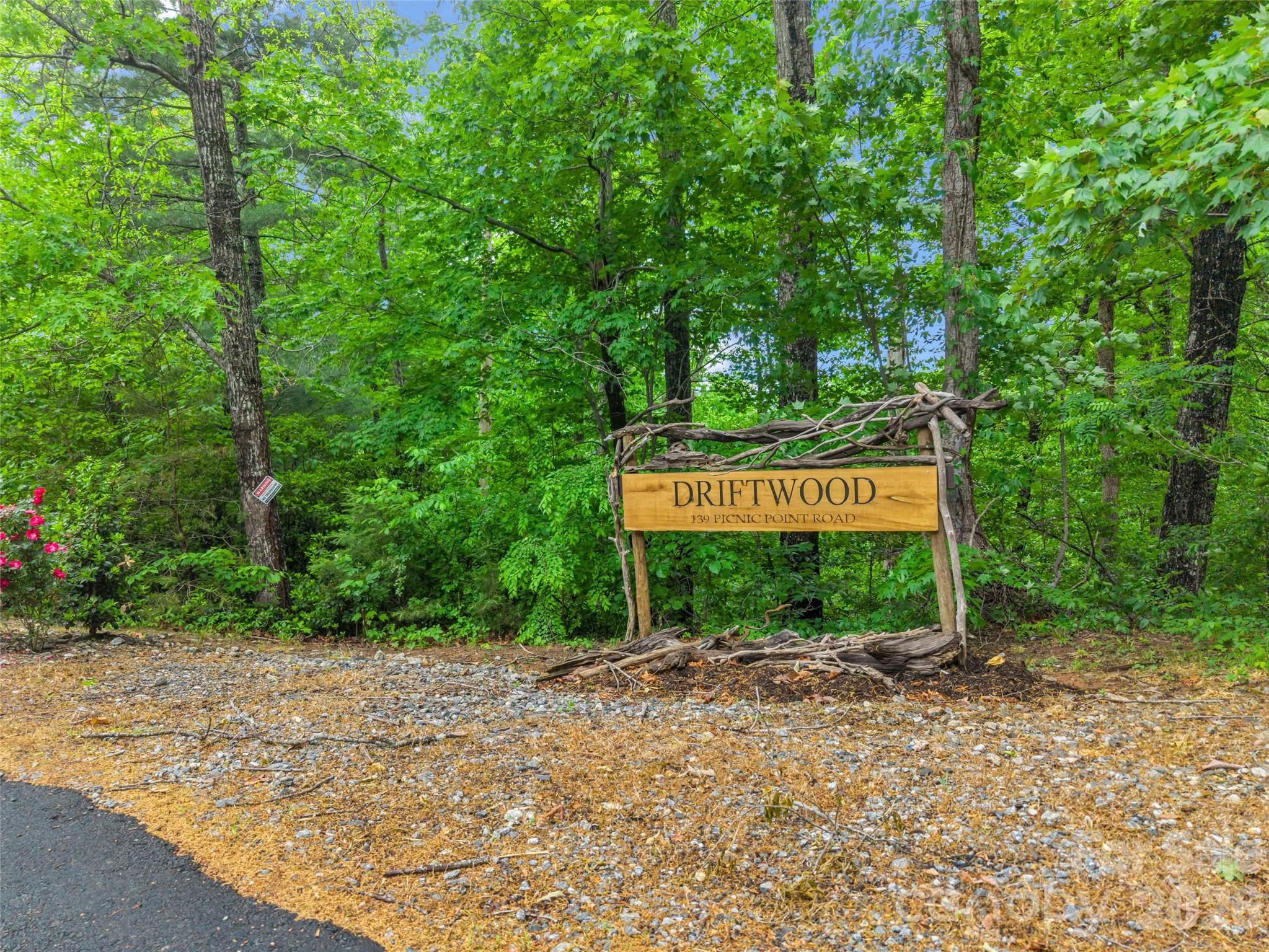 139 Picnic Point Road — Lake Lure