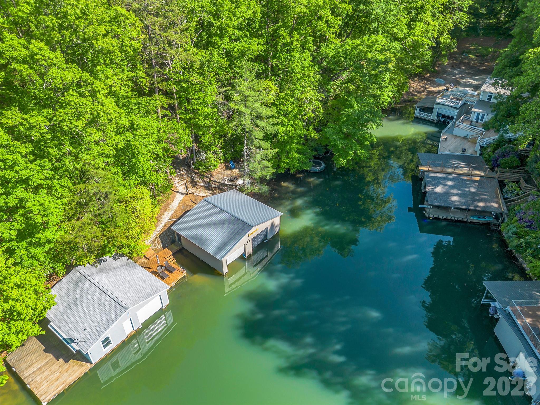 139 Picnic Point Road — Lake Lure