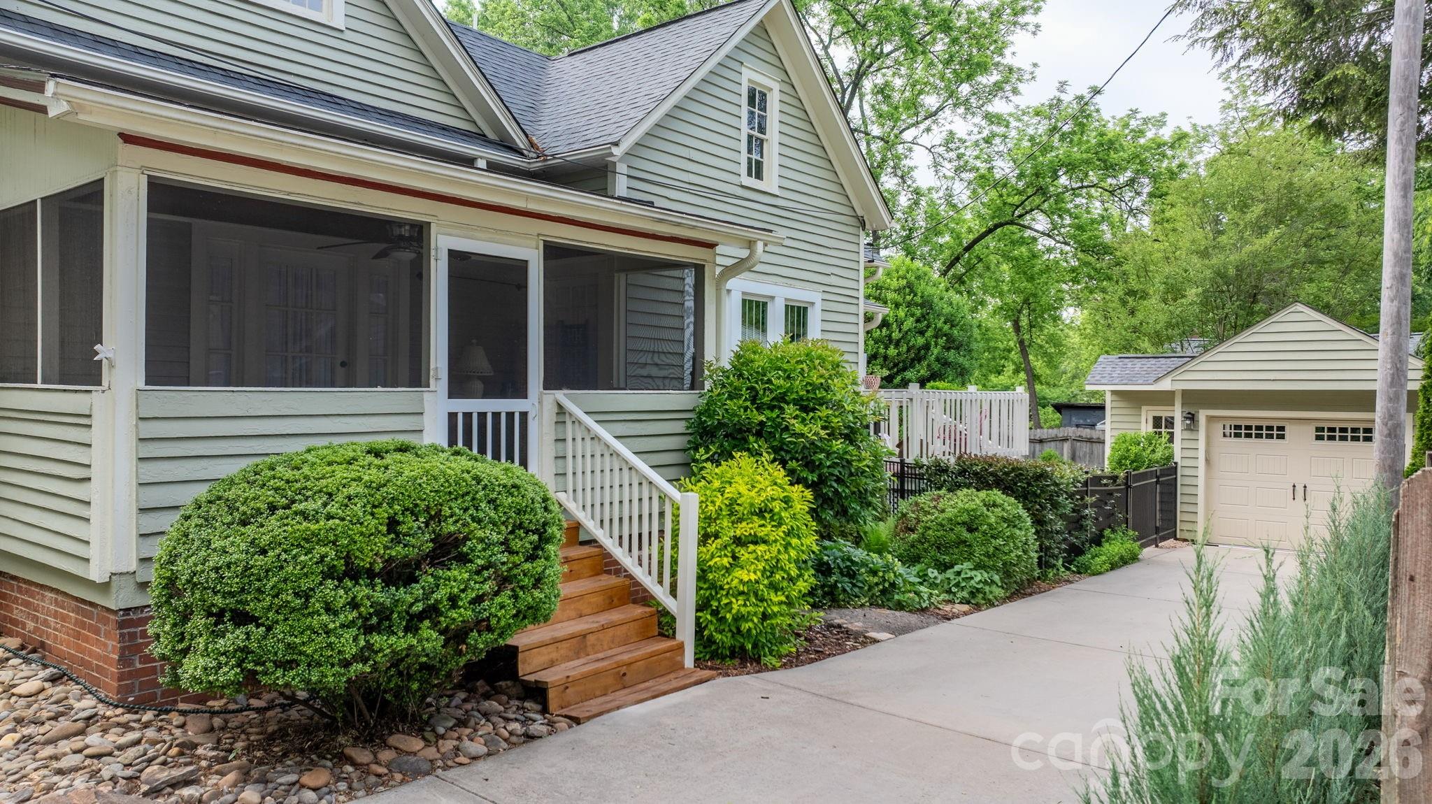 214 Webb Street — Statesville