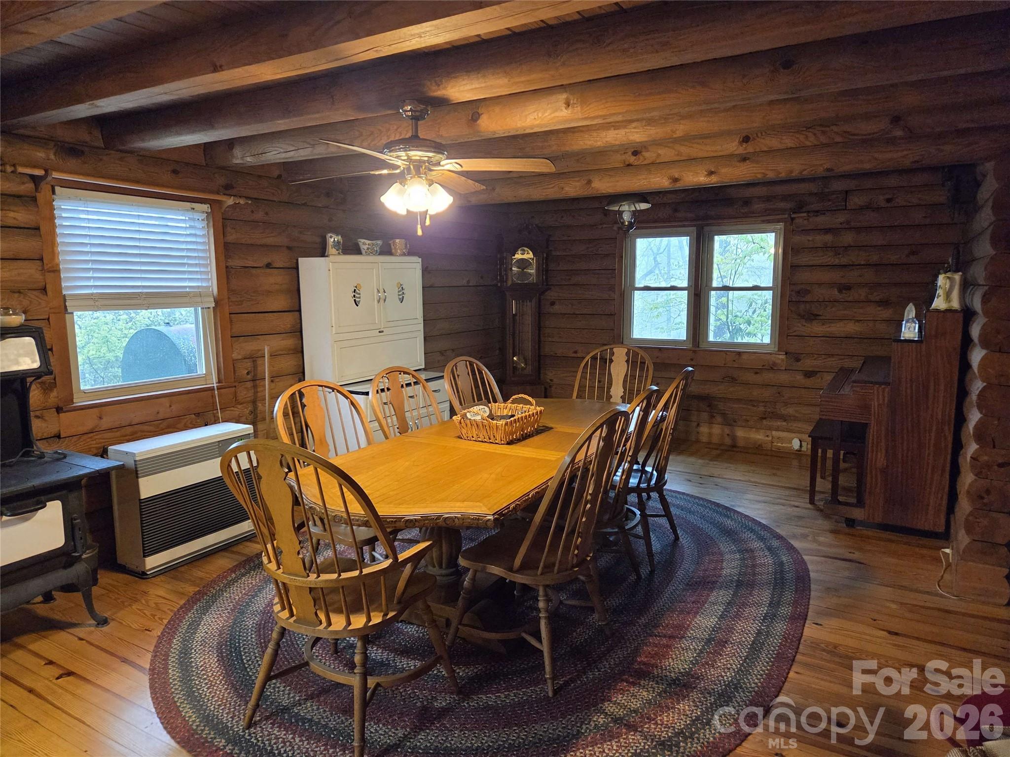 692 Buck Hill Road — Newland