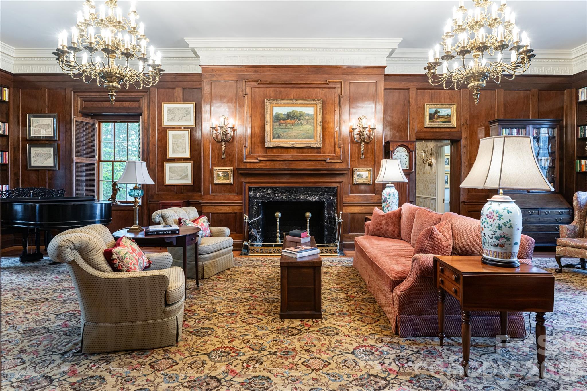 324 Vanderbilt Road — Asheville