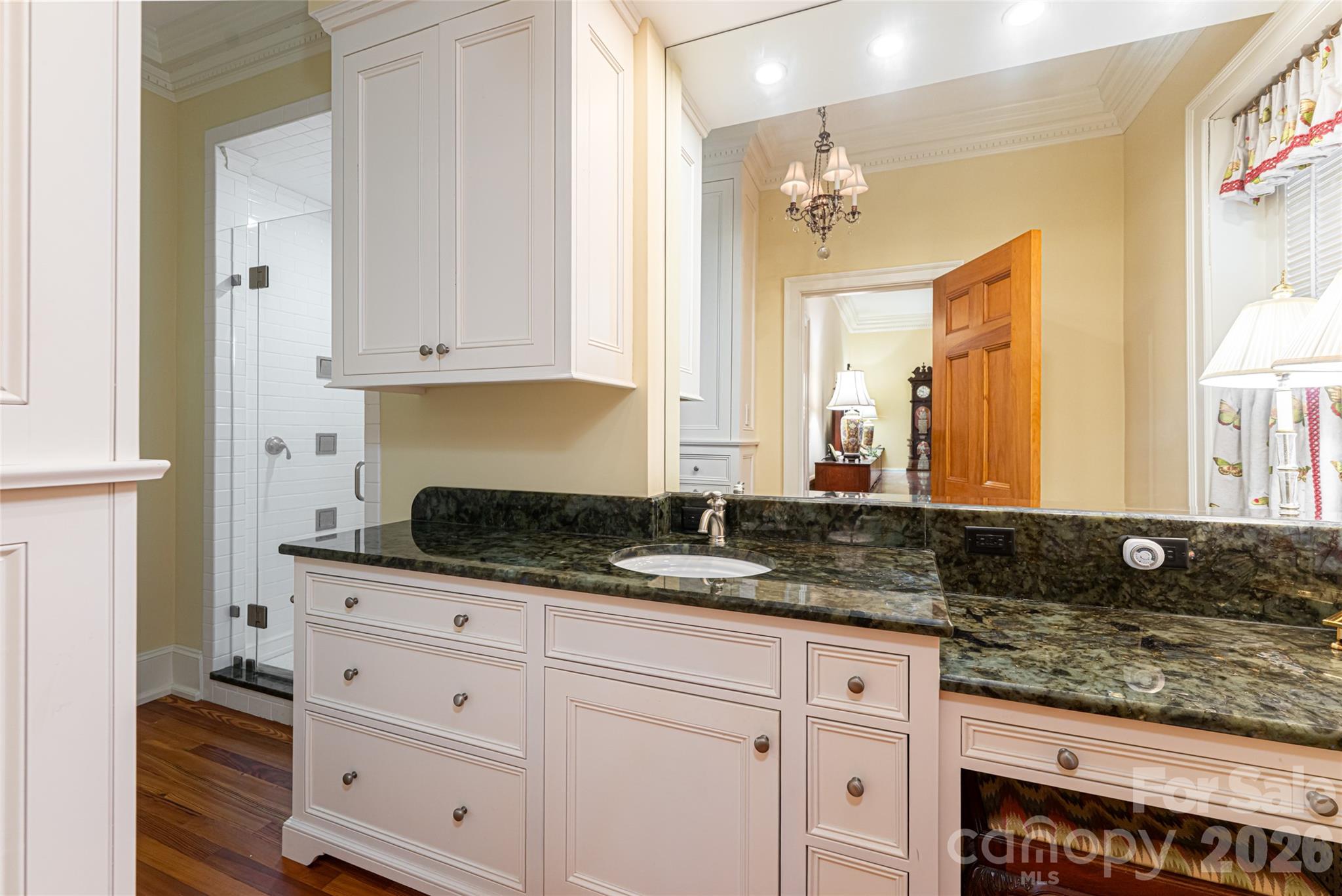 324 Vanderbilt Road — Asheville