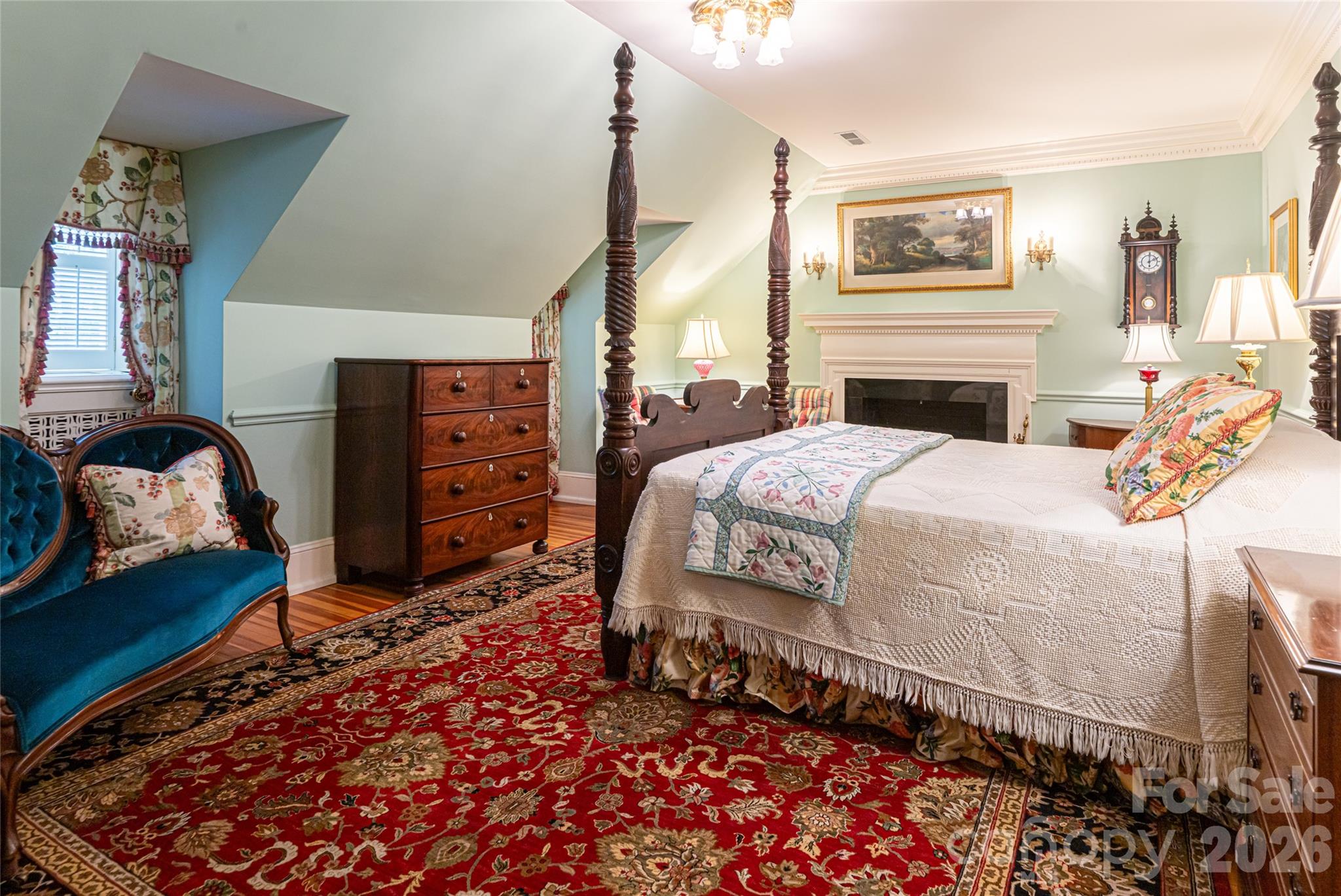 324 Vanderbilt Road — Asheville
