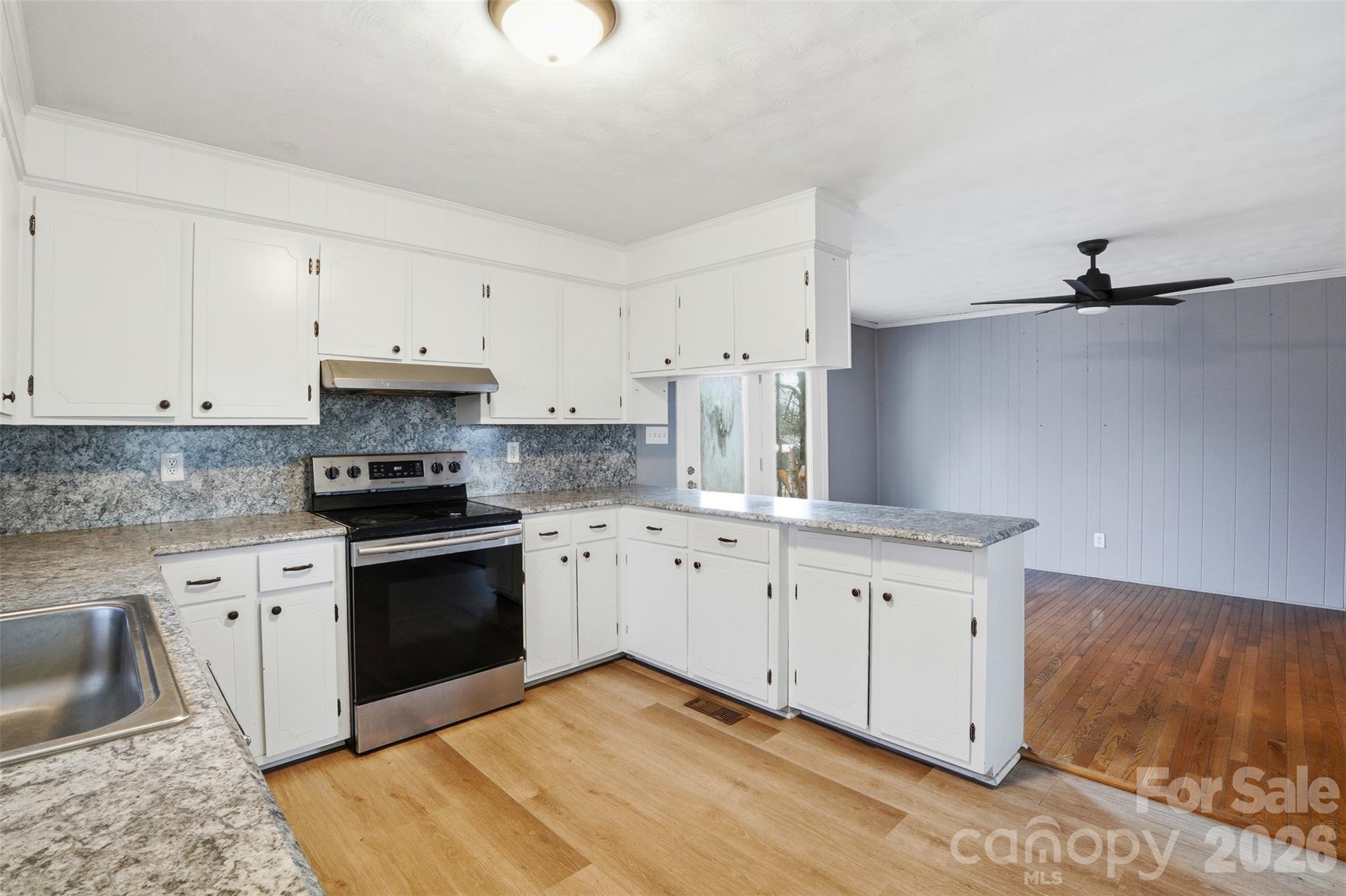 324 Pawley Drive — Charlotte