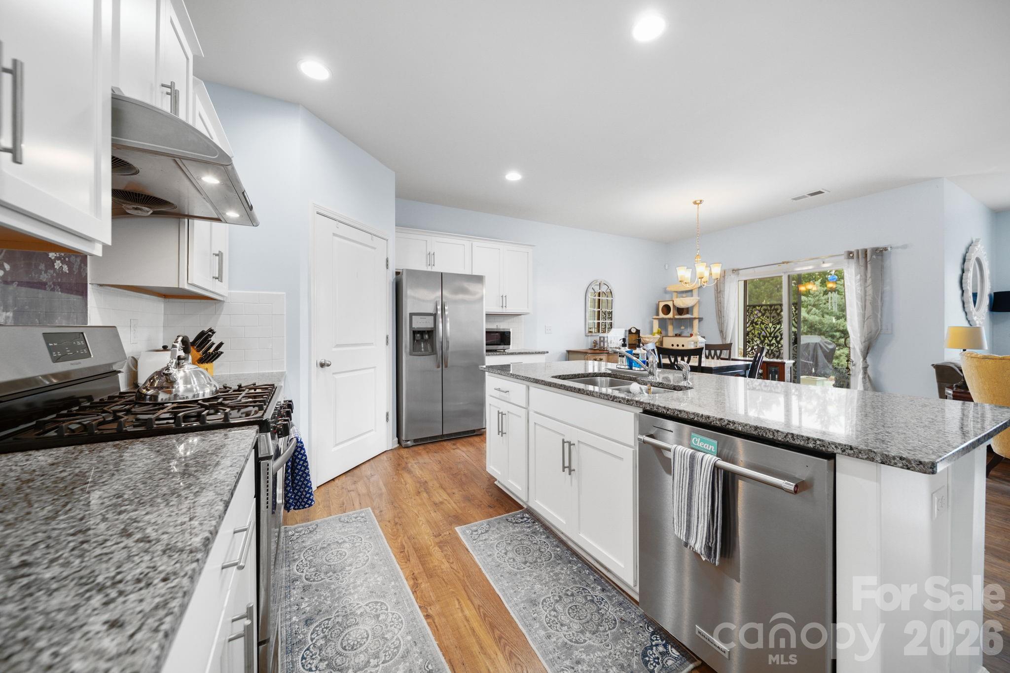 2228 Apple Glen Lane — Charlotte