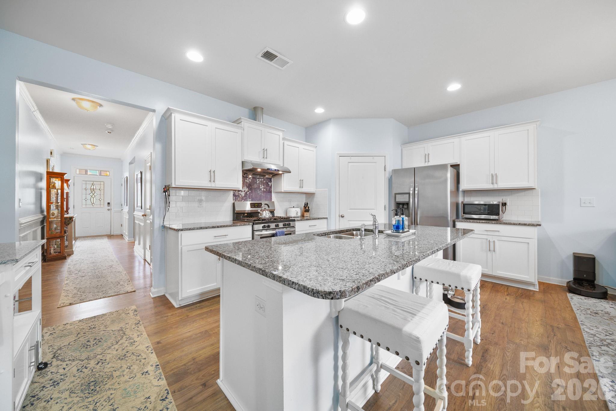 2228 Apple Glen Lane — Charlotte