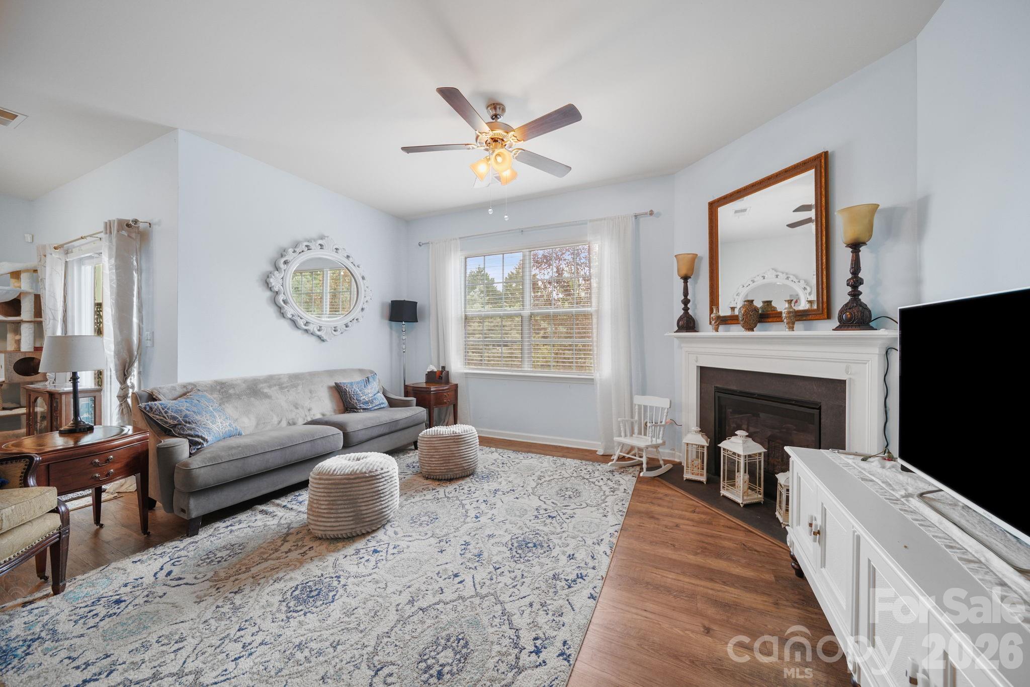 2228 Apple Glen Lane — Charlotte