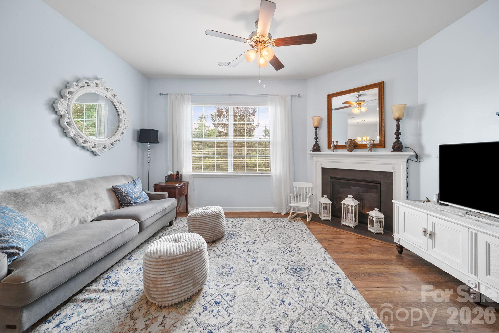 2228 Apple Glen Lane — Charlotte