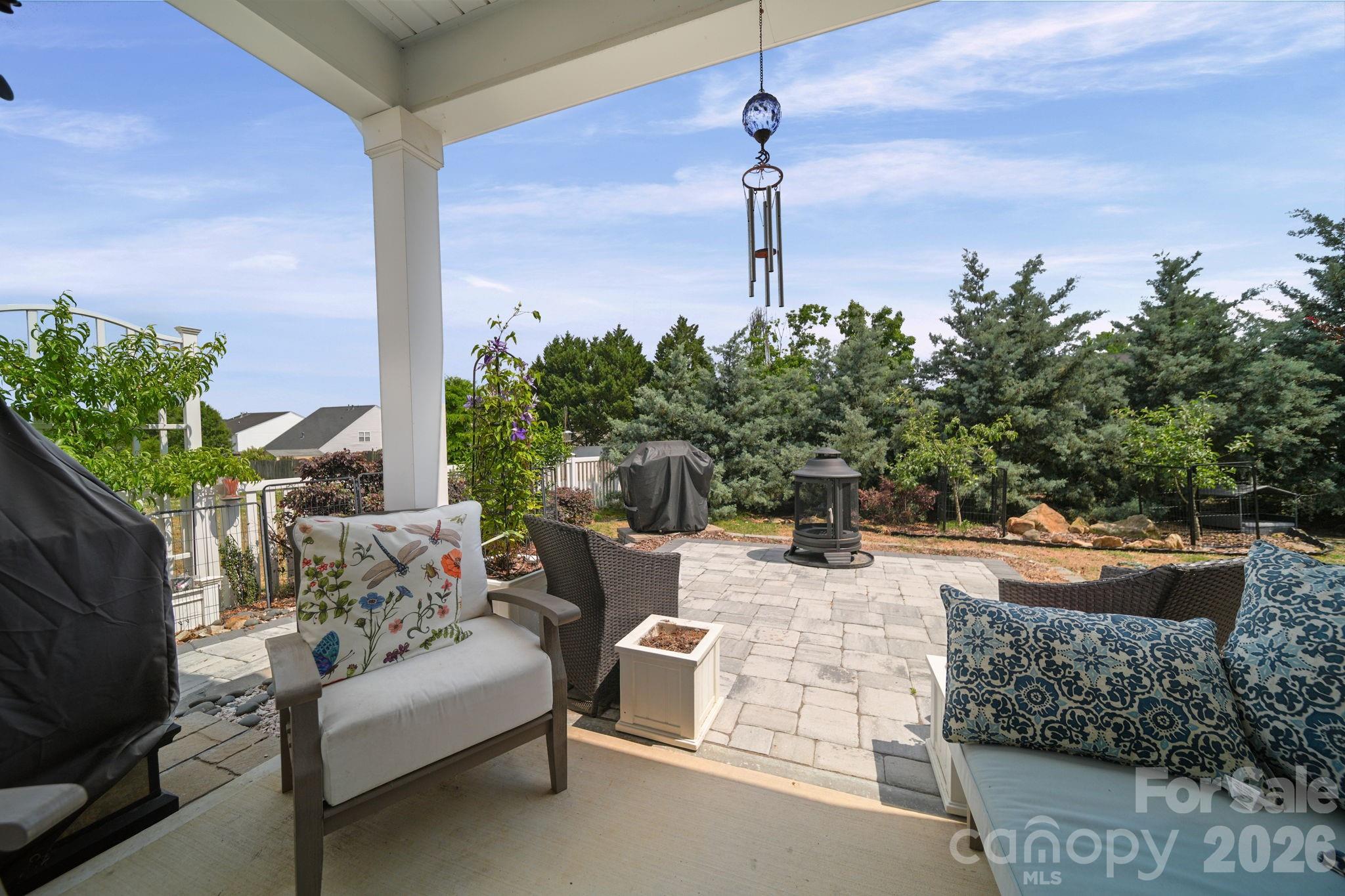 2228 Apple Glen Lane — Charlotte