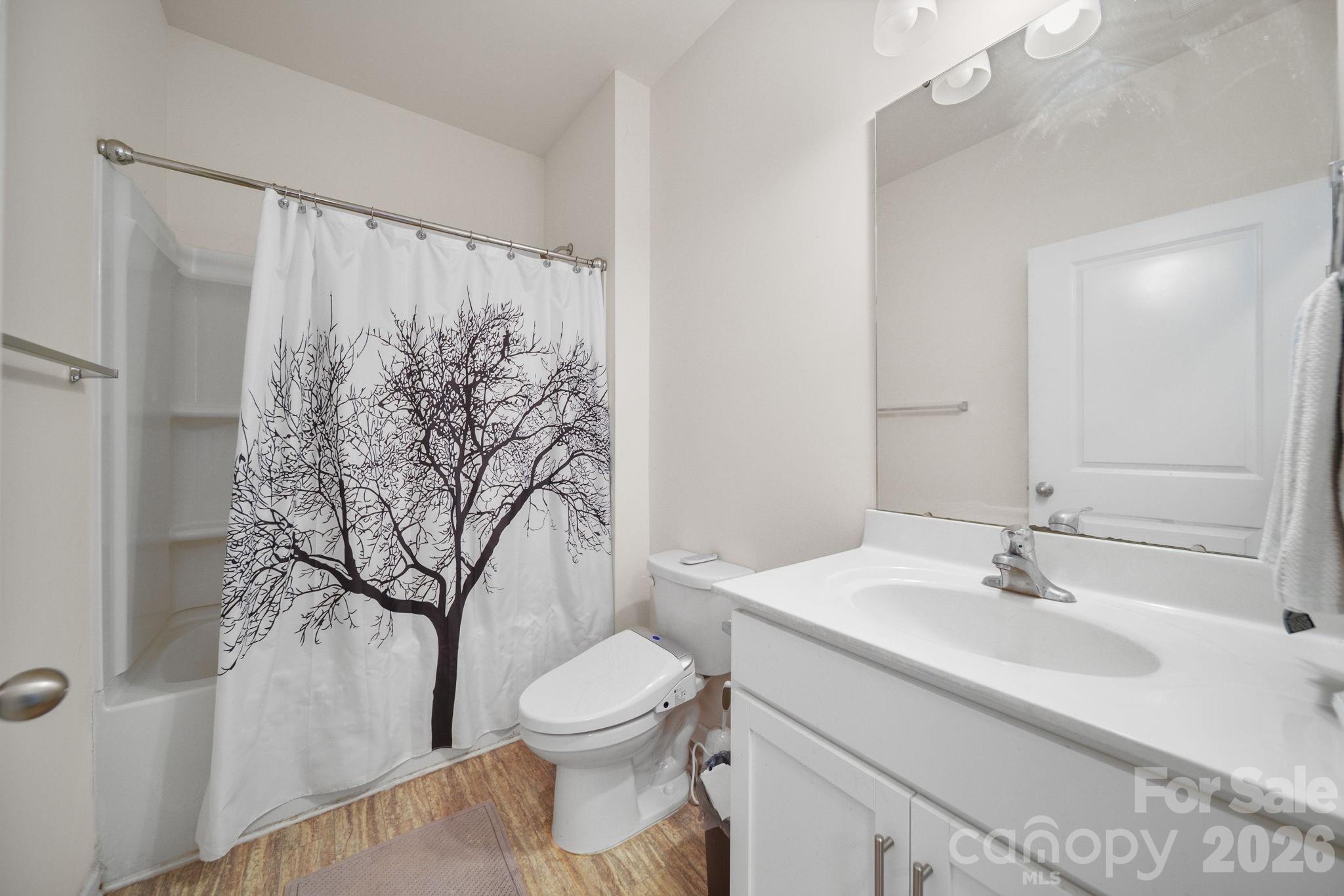 2228 Apple Glen Lane — Charlotte