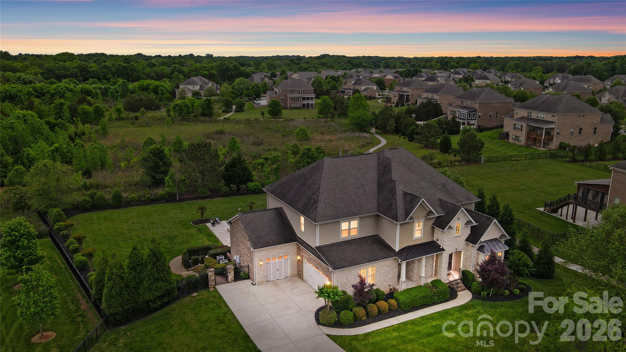 308 Walkers Bluff Court — Waxhaw