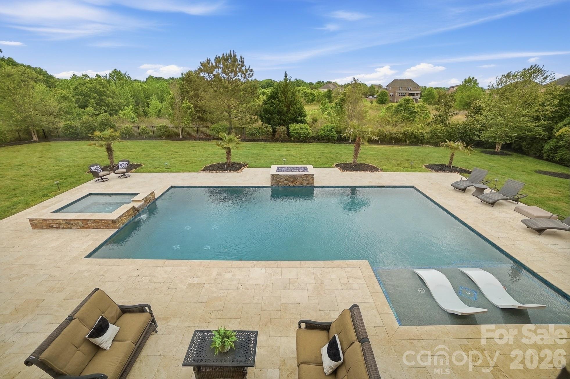 308 Walkers Bluff Court — Waxhaw