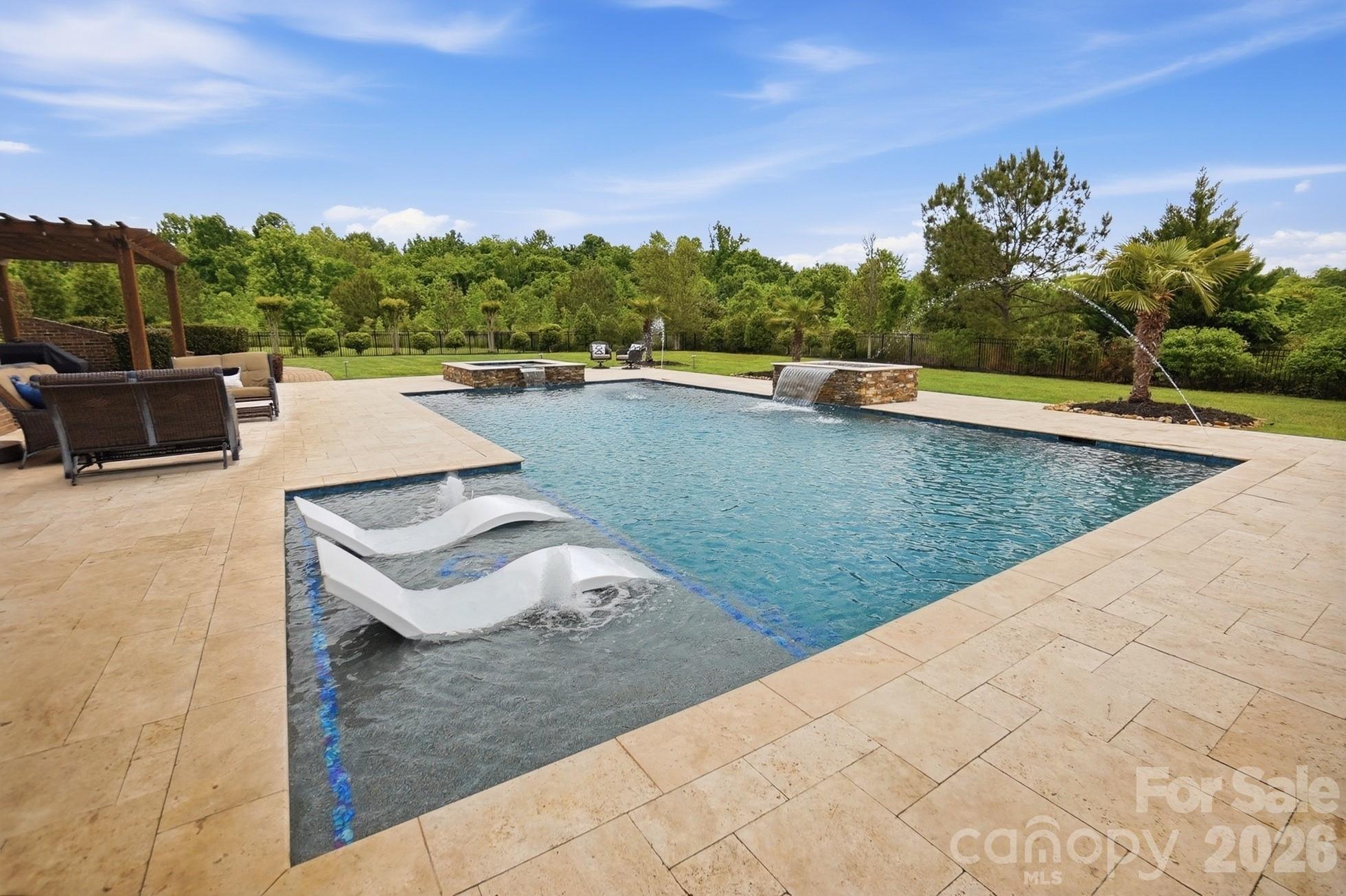 308 Walkers Bluff Court — Waxhaw