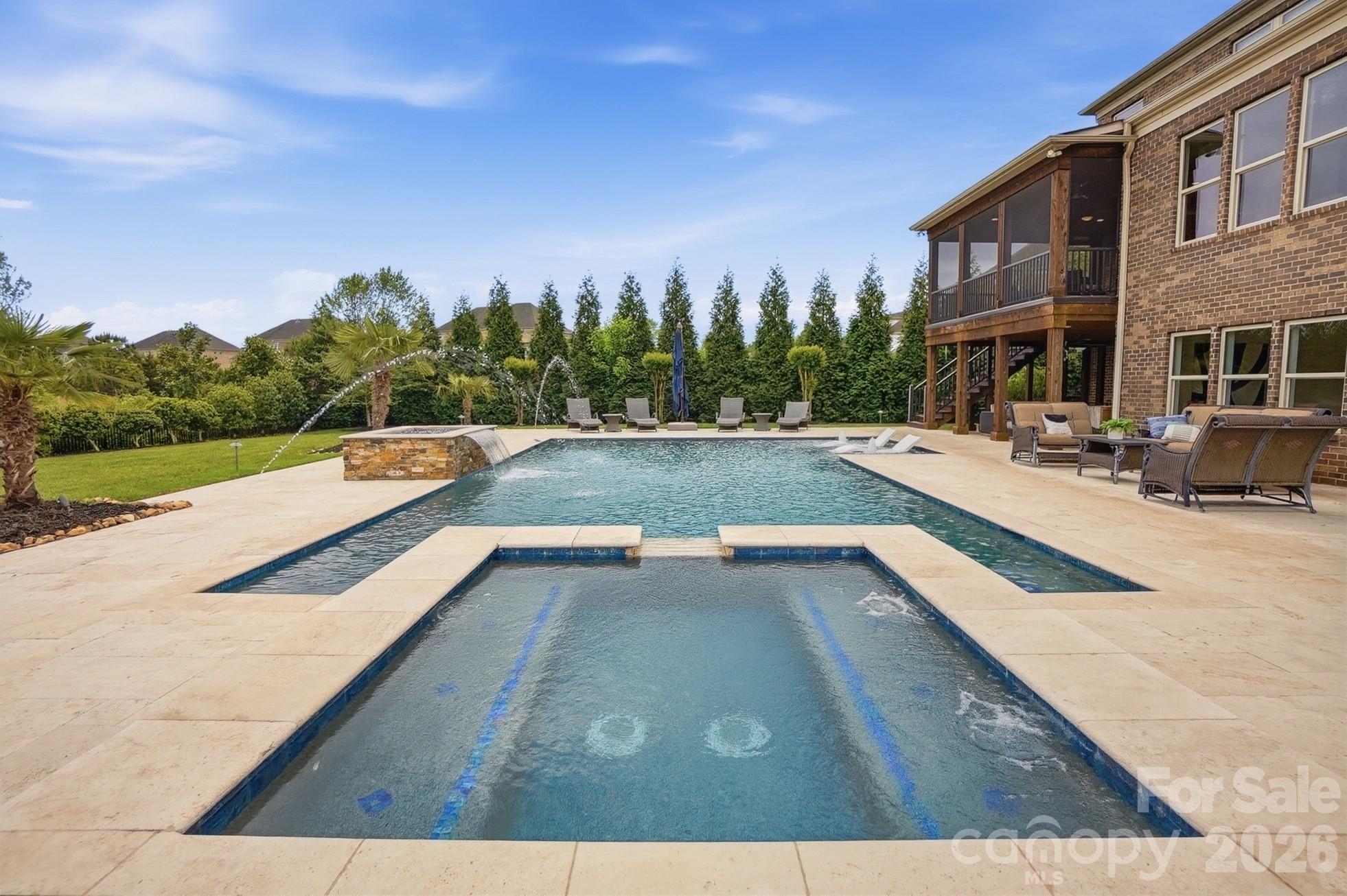 308 Walkers Bluff Court — Waxhaw