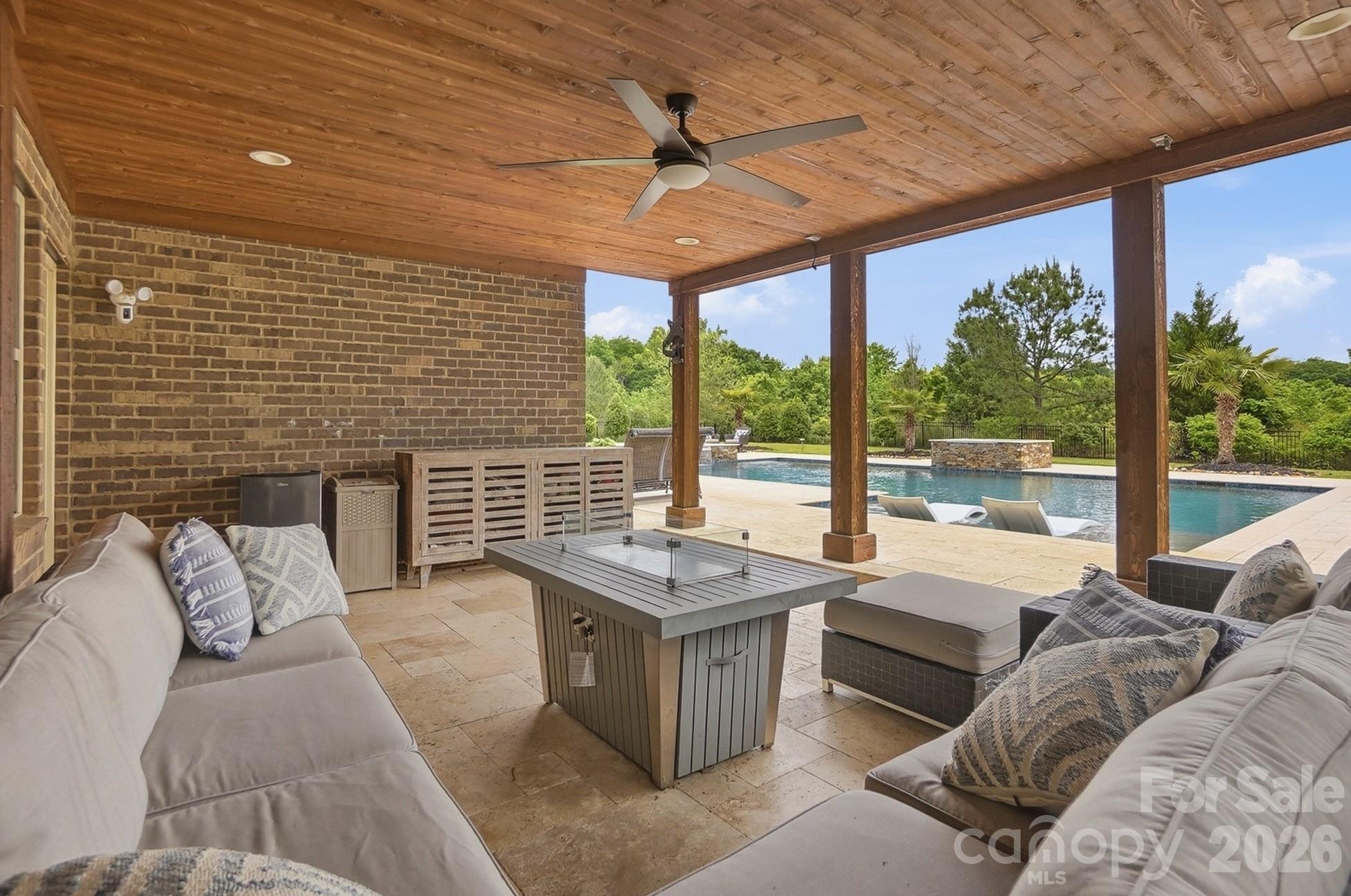 308 Walkers Bluff Court — Waxhaw