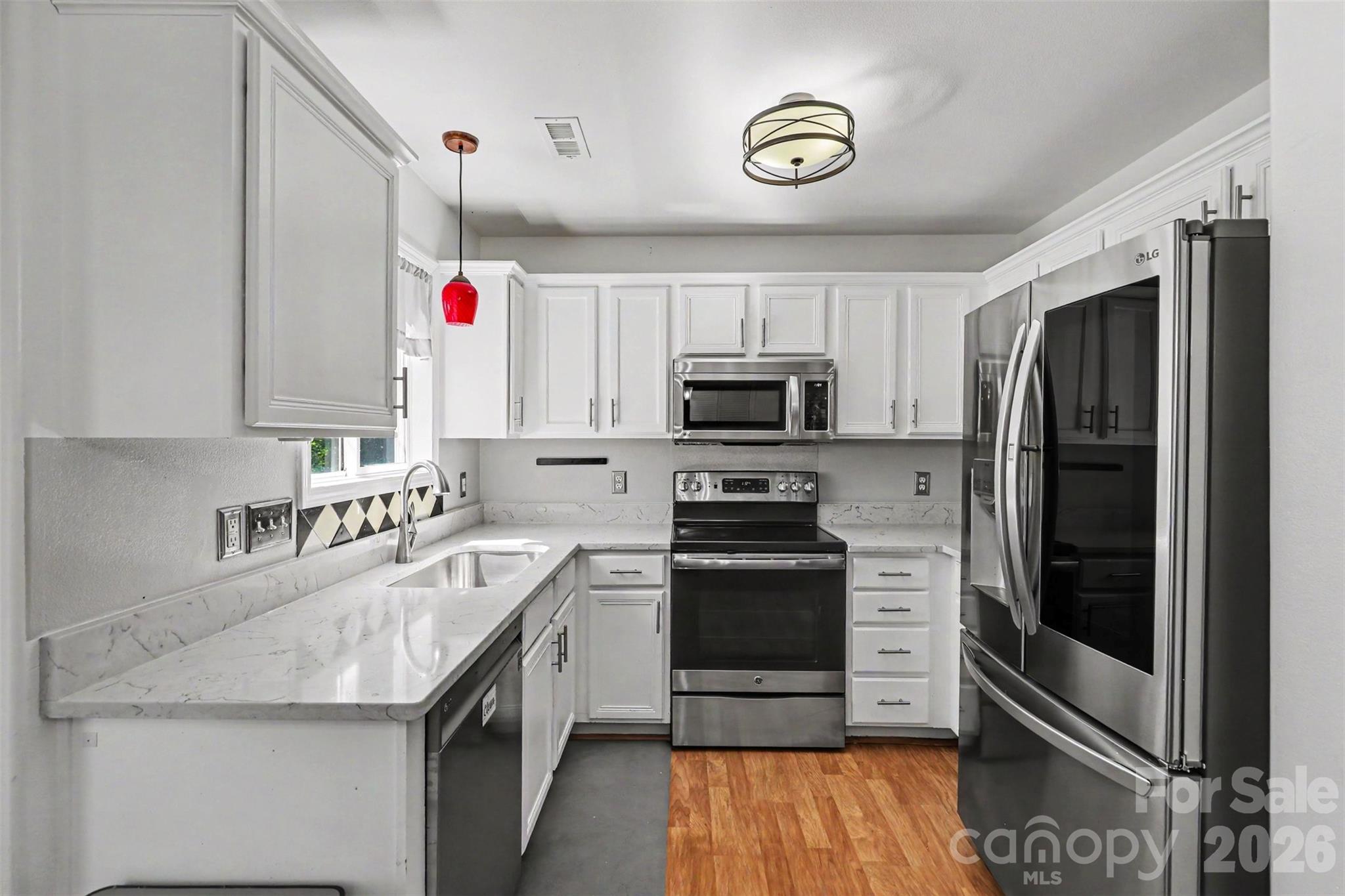 264 Brookstone Drive — Mount Holly