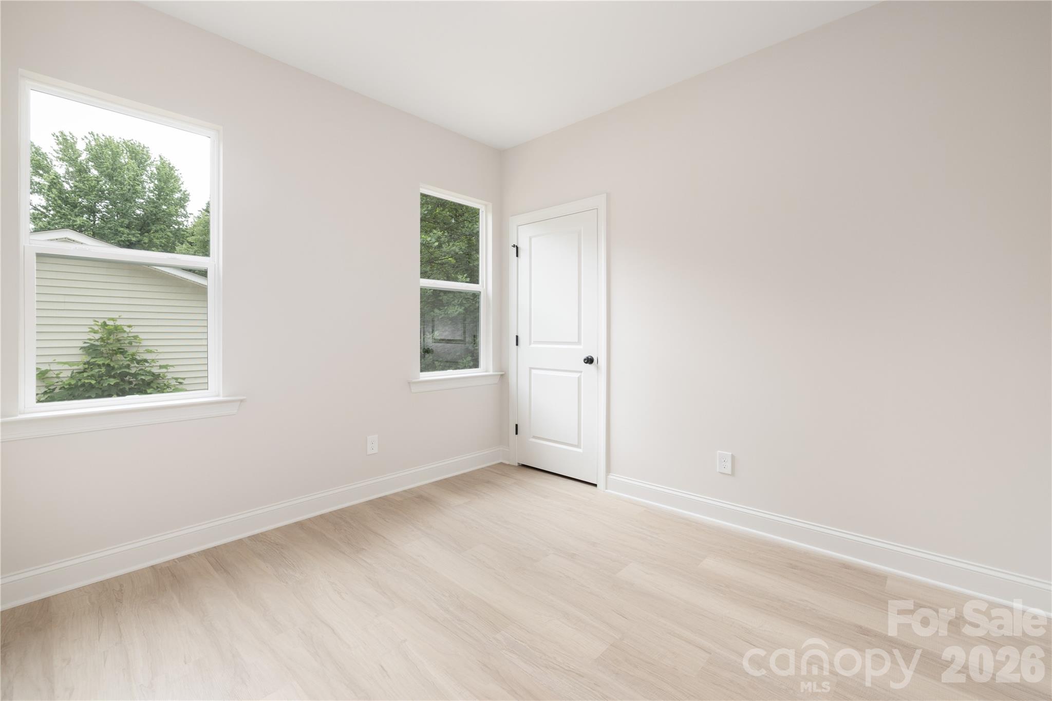 9218 Pinenoll Lane — Charlotte
