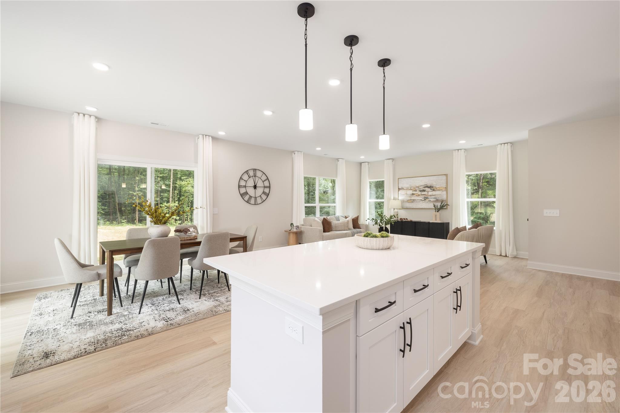 9218 Pinenoll Lane — Charlotte