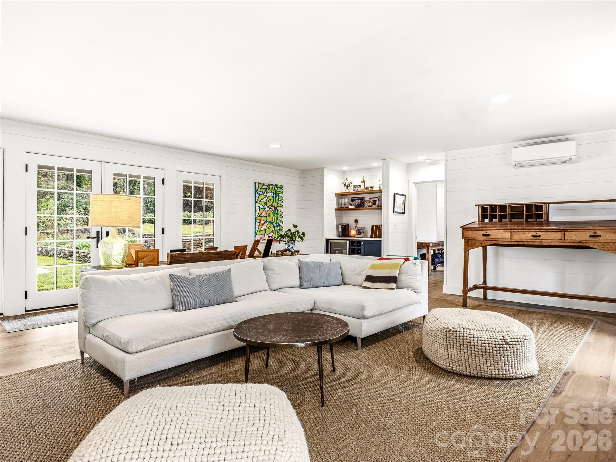 10 Kalimar Heights — Hendersonville