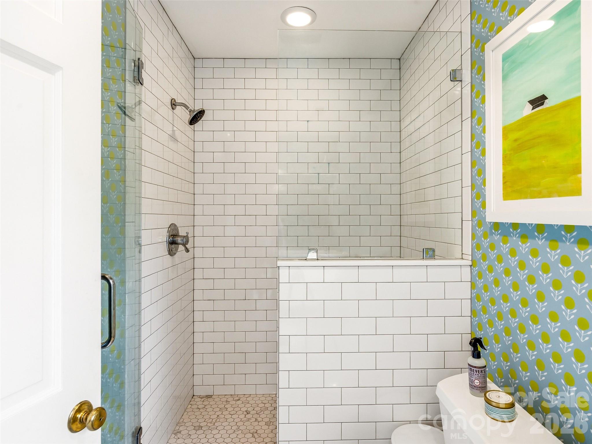 10 Kalimar Heights — Hendersonville