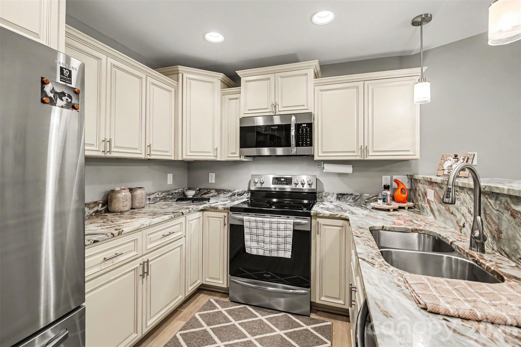 105 Oak Ridge Drive — Archdale