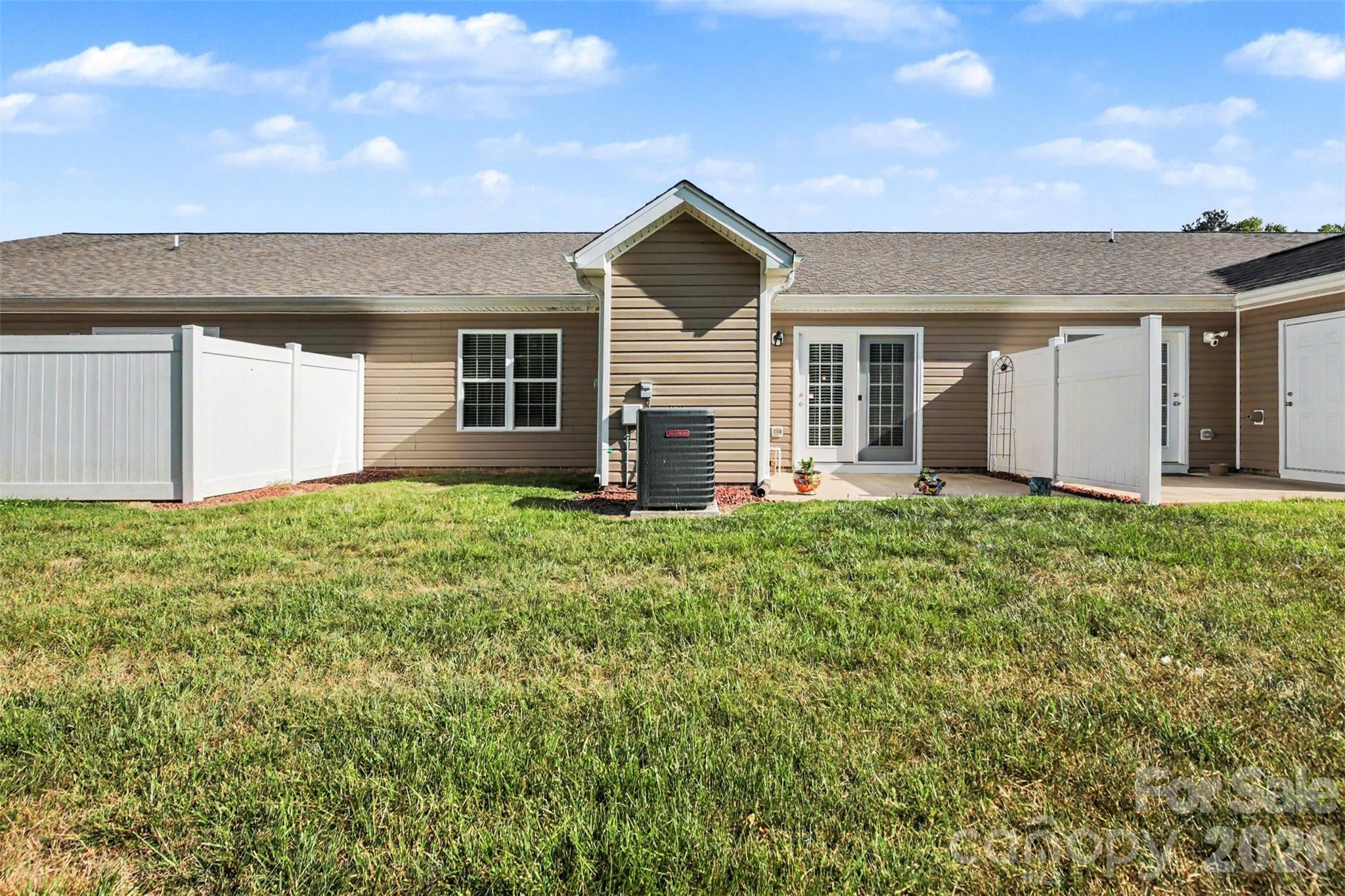 105 Oak Ridge Drive — Archdale