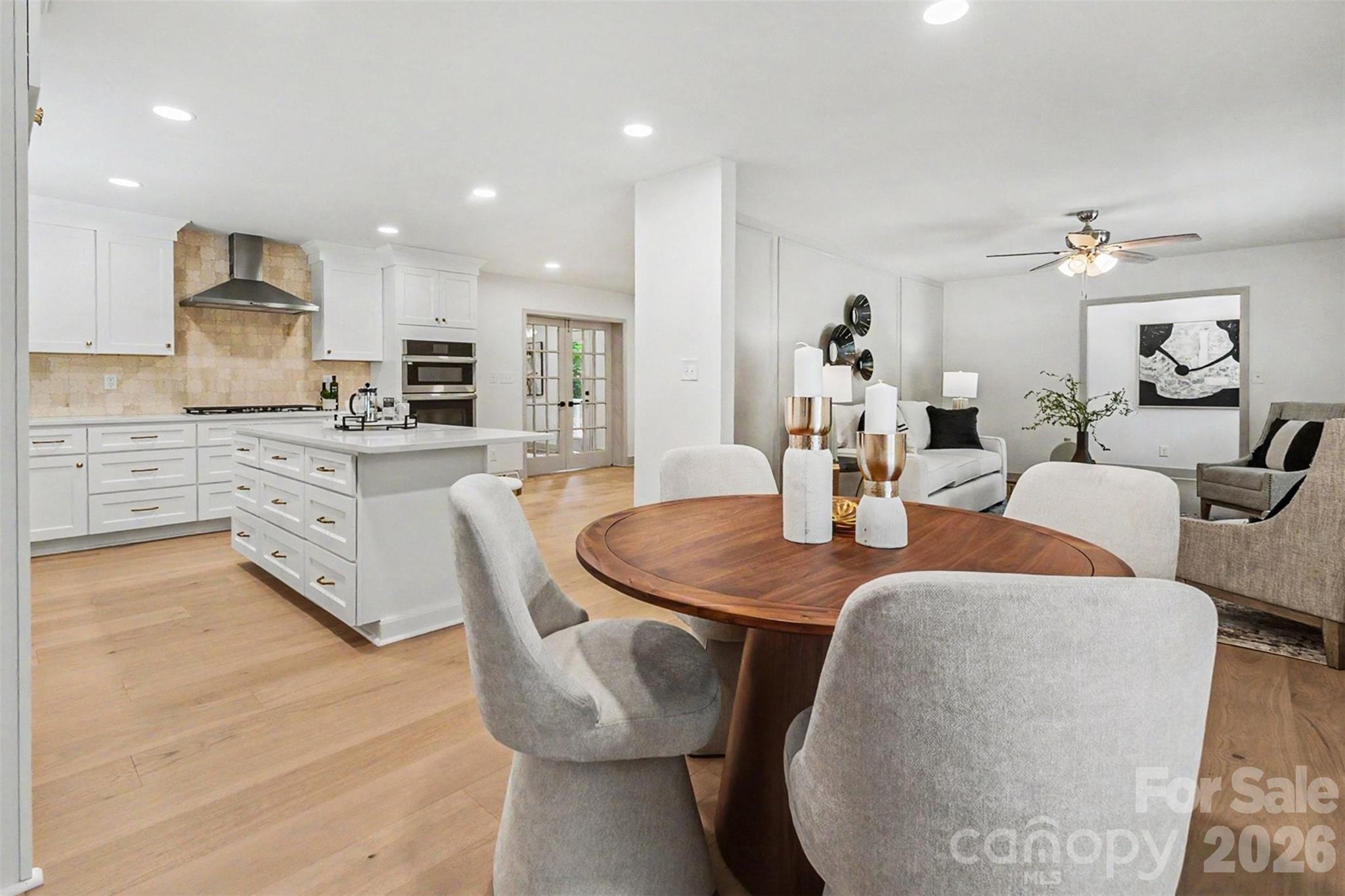 7806 Snowden Lane — Charlotte