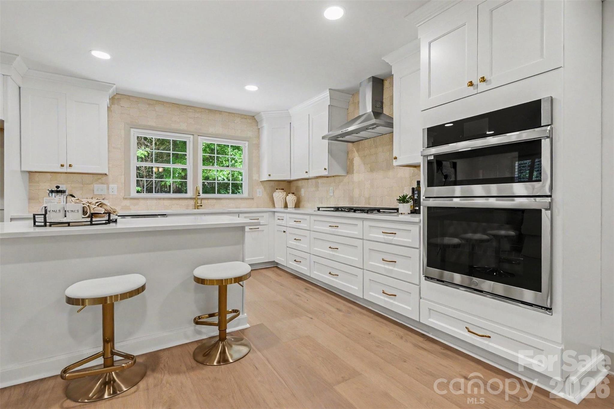 7806 Snowden Lane — Charlotte