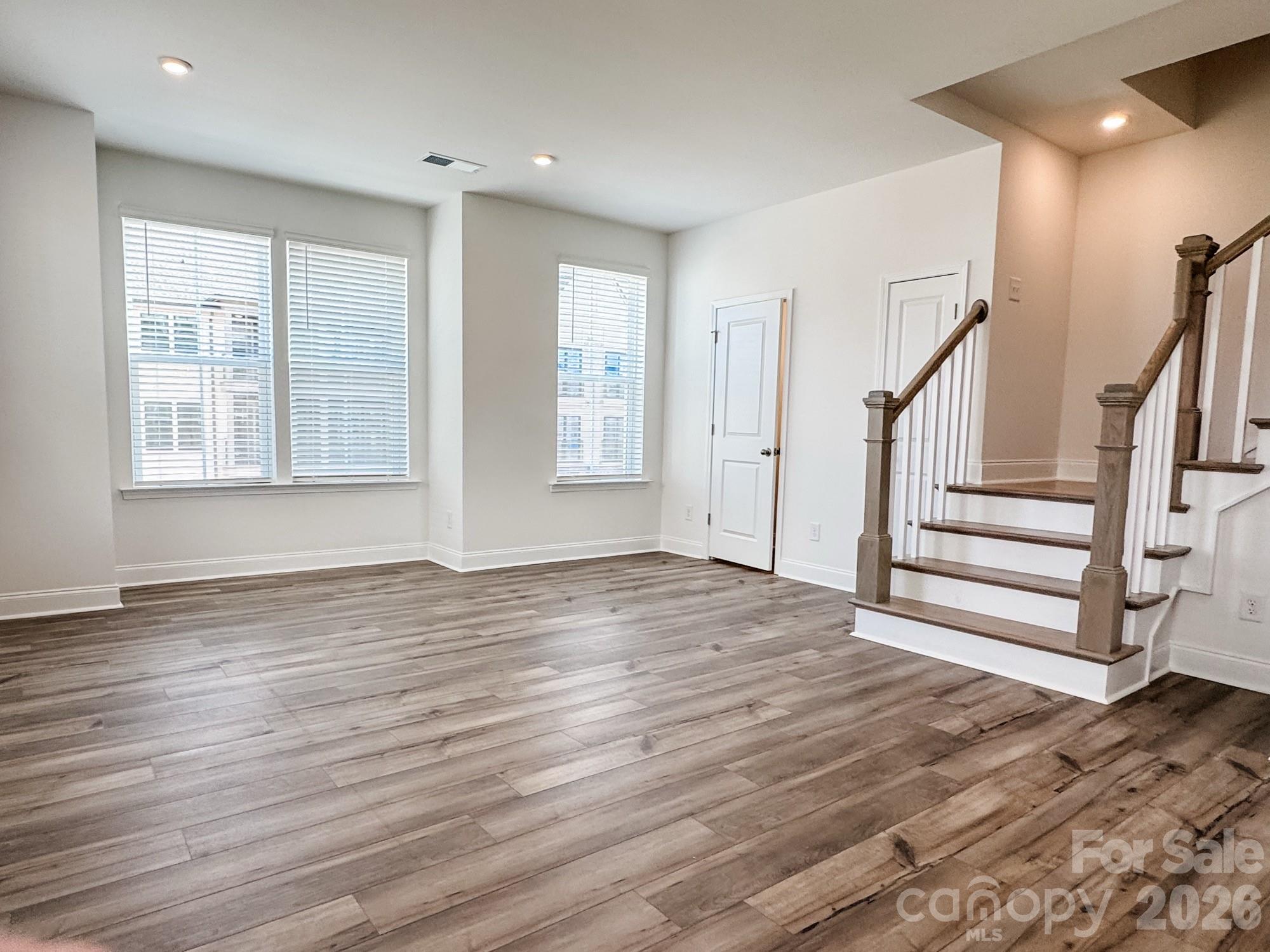 7040 Westrow Avenue — Charlotte