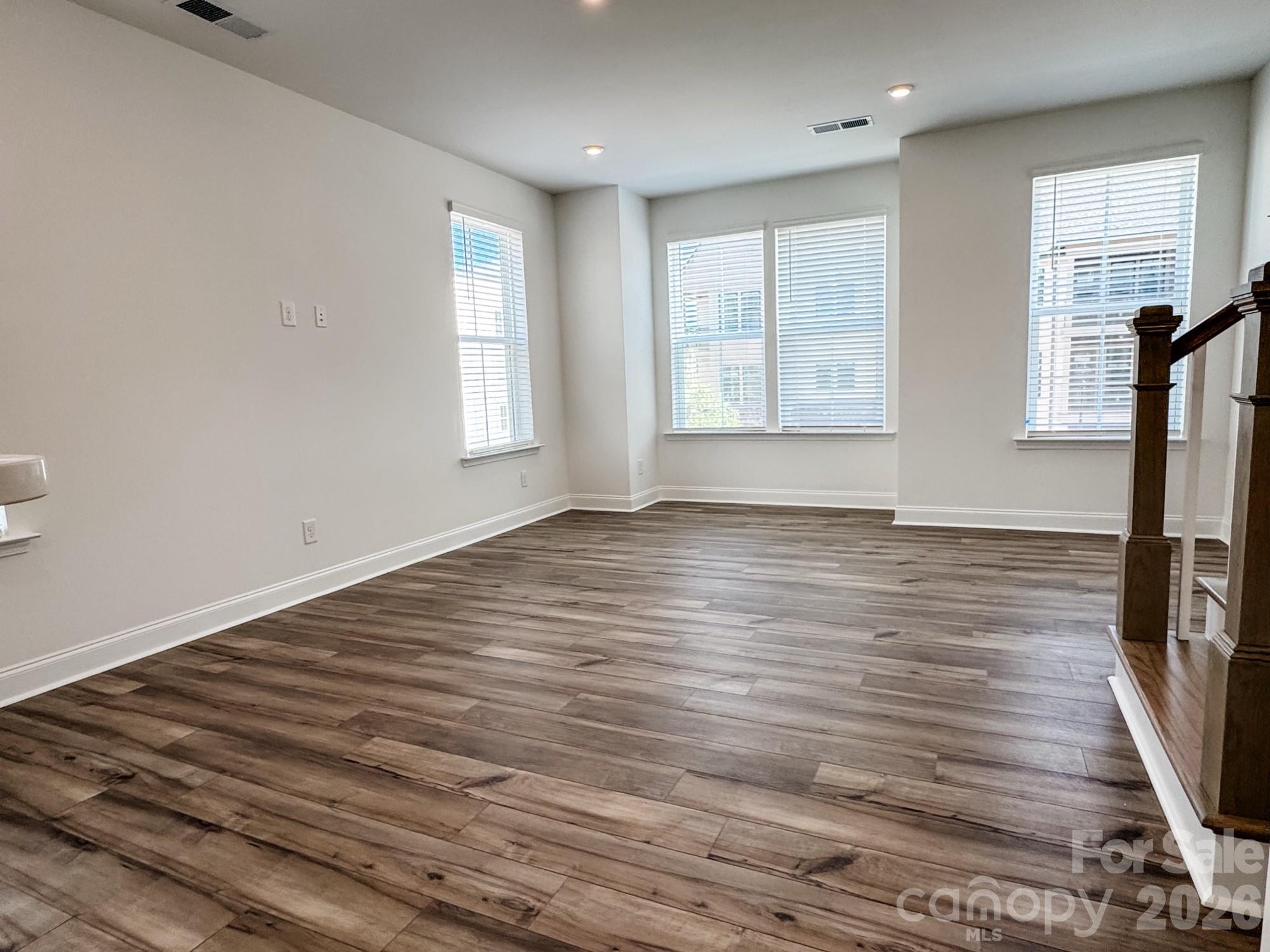 7040 Westrow Avenue — Charlotte
