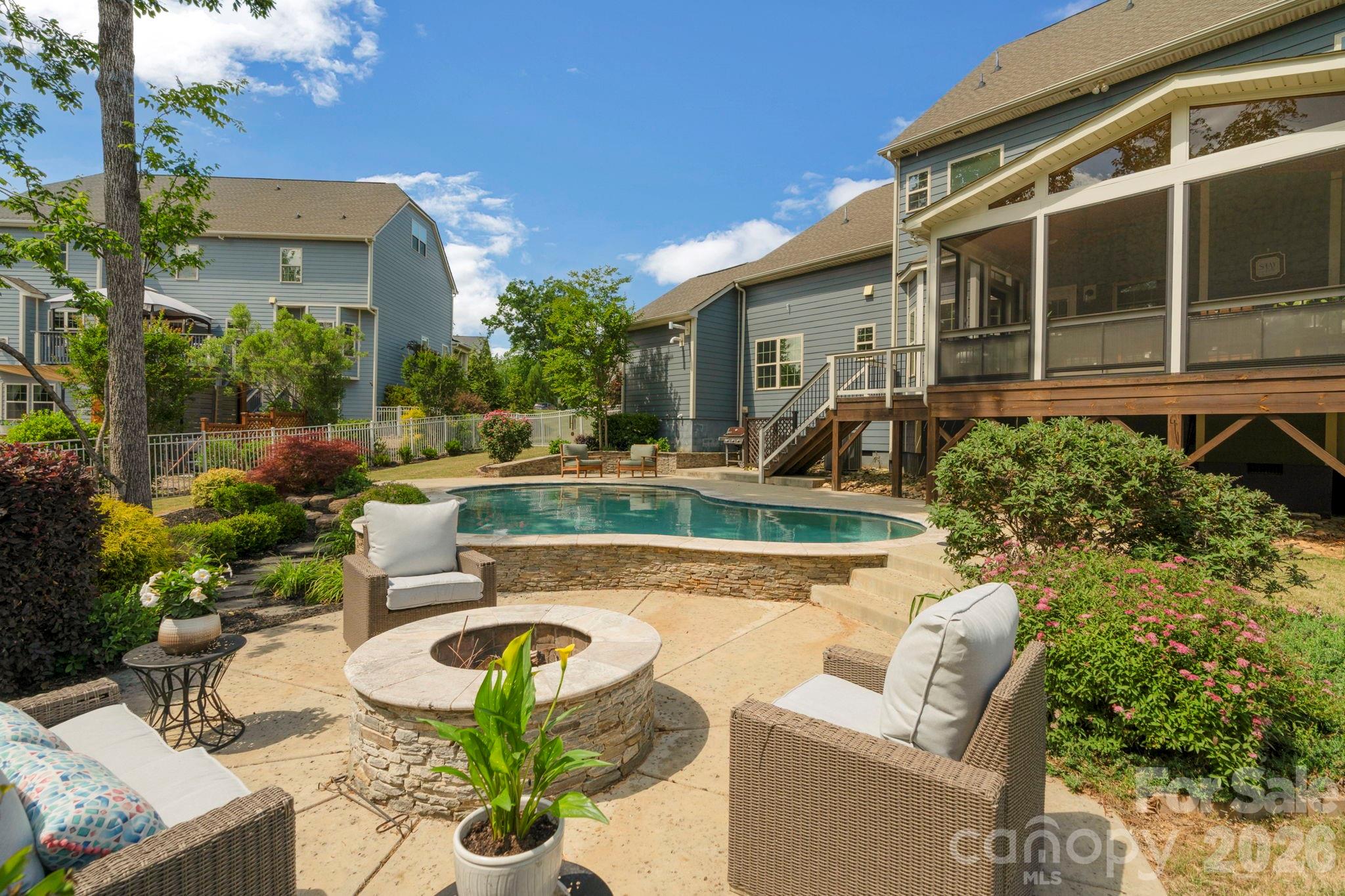 1309 Lightwood Road — Waxhaw